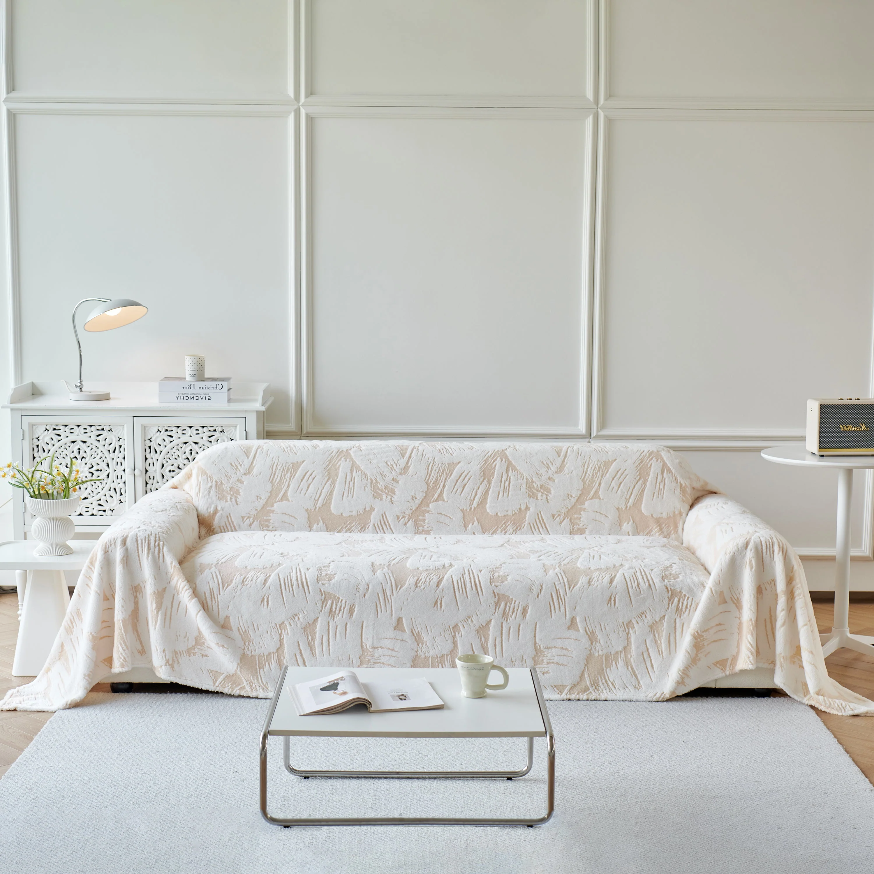 Plush Faux Fur Warm Sofa Cover with Waves Jacquard Textured Throw Blankets for Couch - Image 2