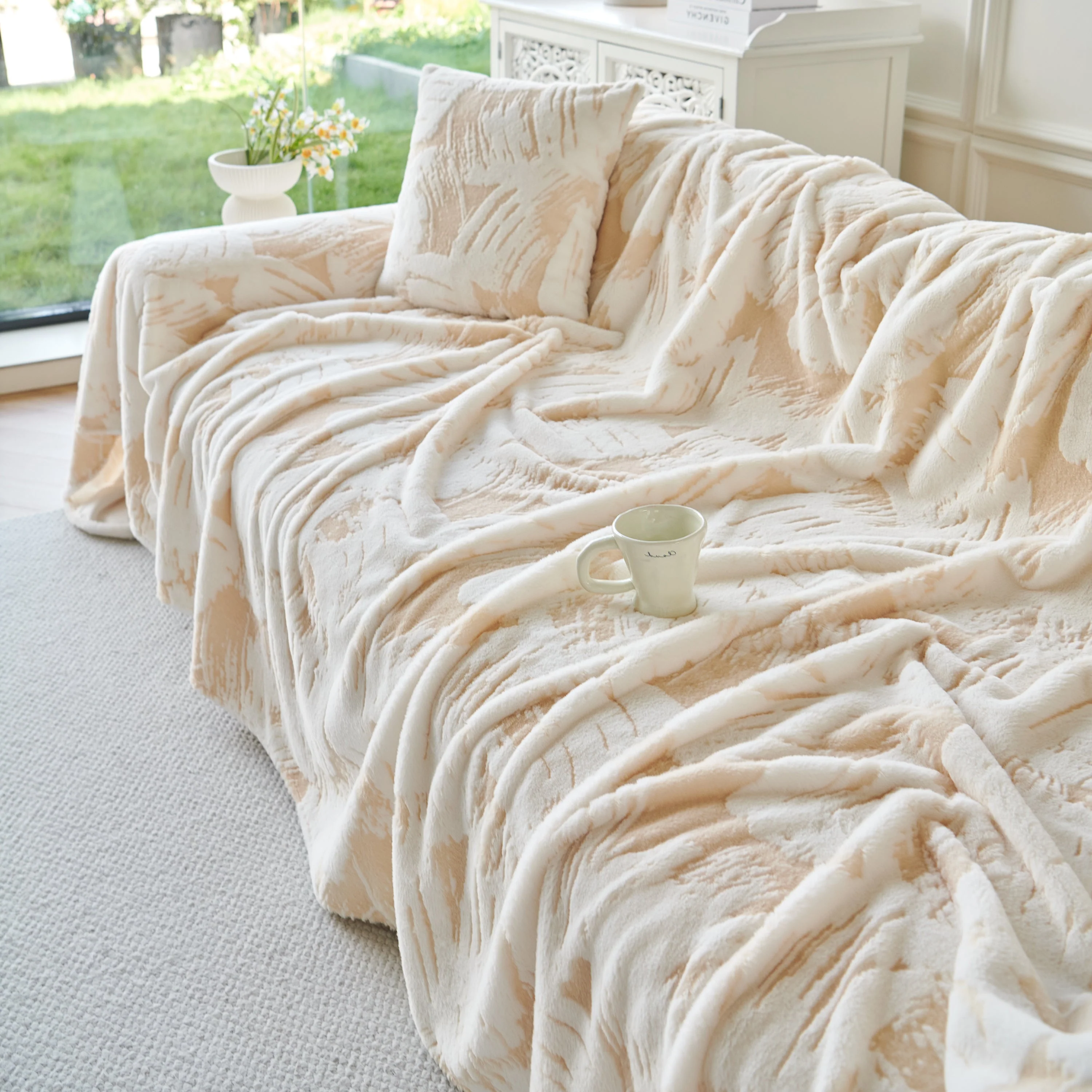 Plush Faux Fur Warm Sofa Cover with Waves Jacquard Textured Throw Blankets for Couch - Image 20