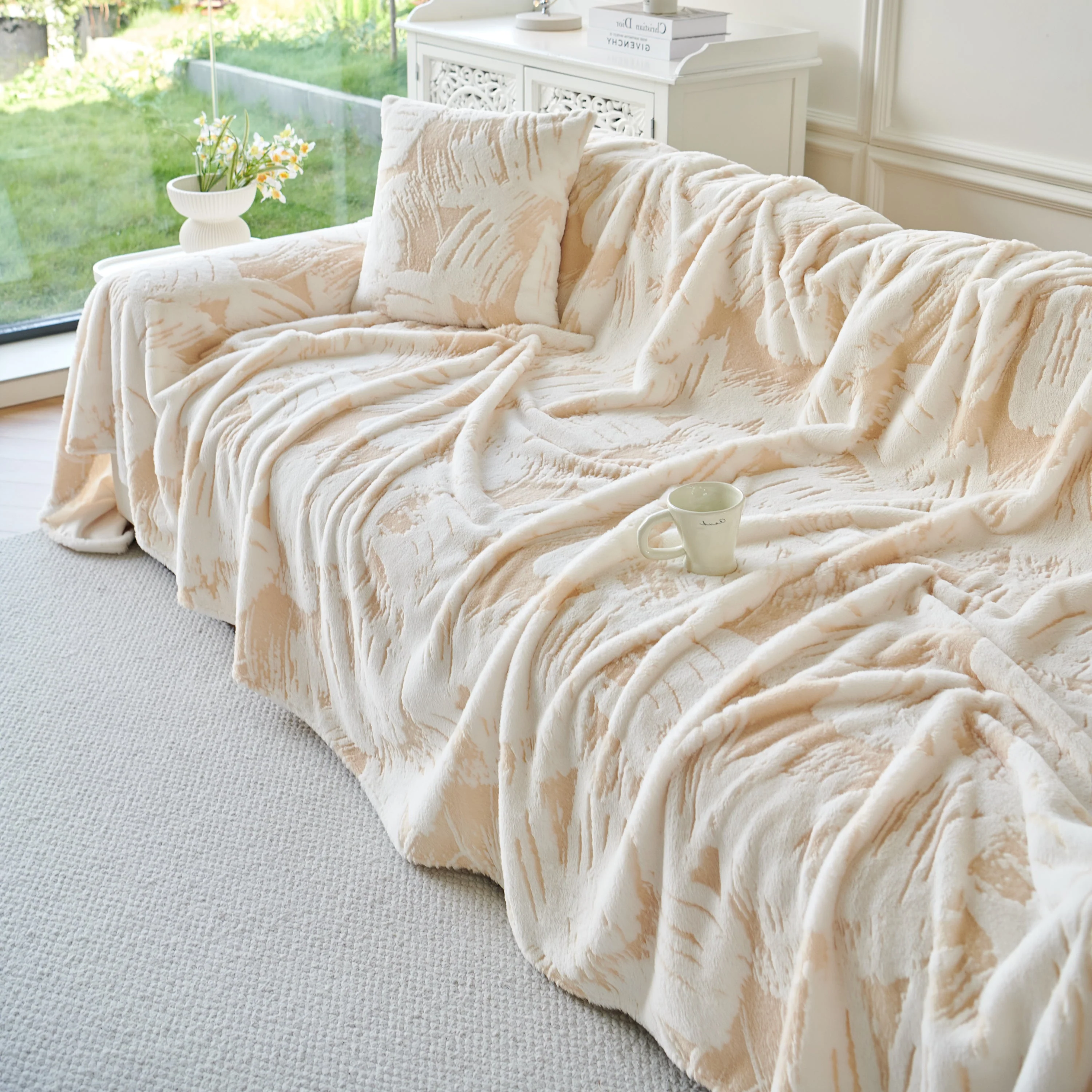 Plush Faux Fur Warm Sofa Cover with Waves Jacquard Textured Throw Blankets for Couch - Image 21