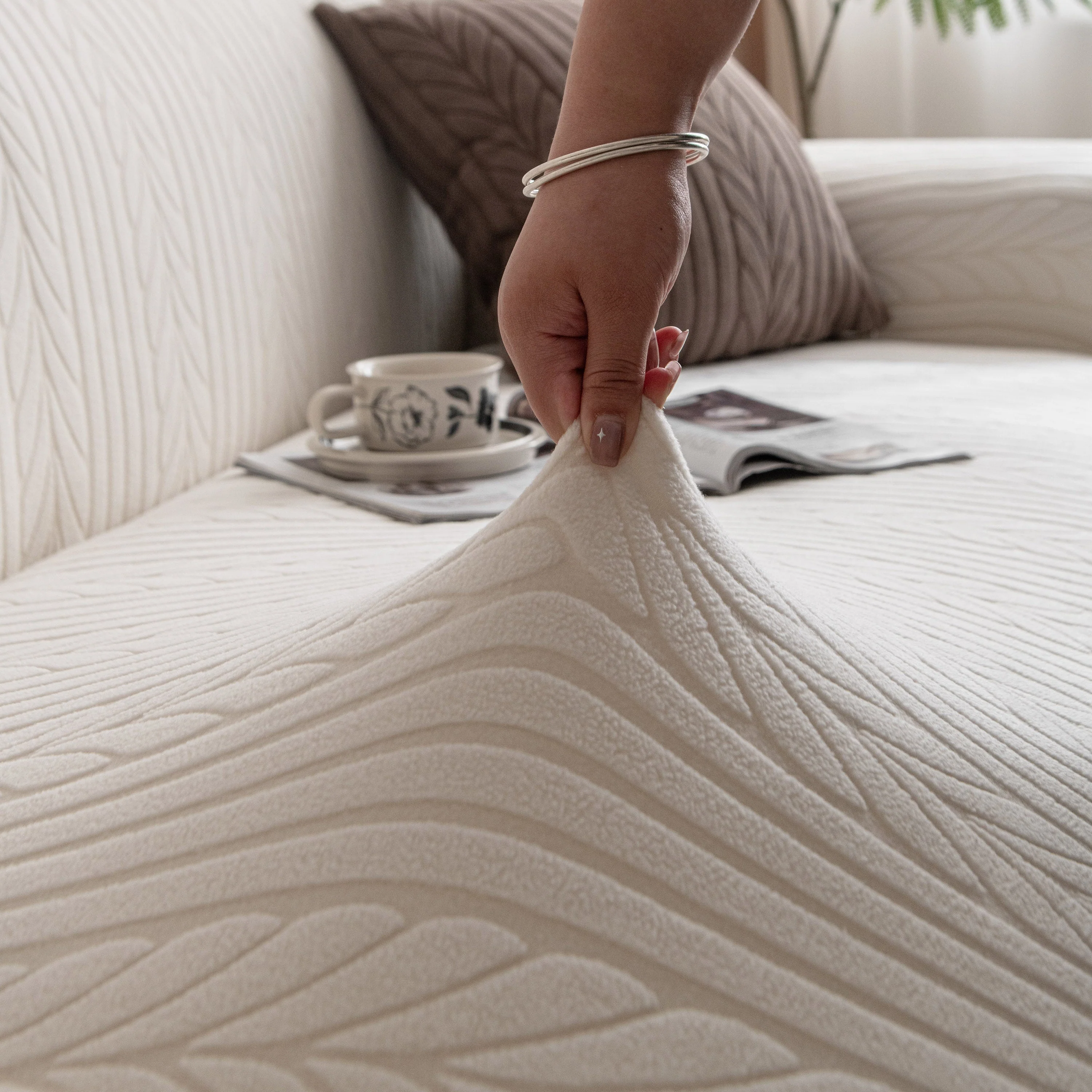 Plush Fleece Sofa Slipcover with 3D Wheat Pattern, Cozy High-Stretch Couch Cover - Image 10