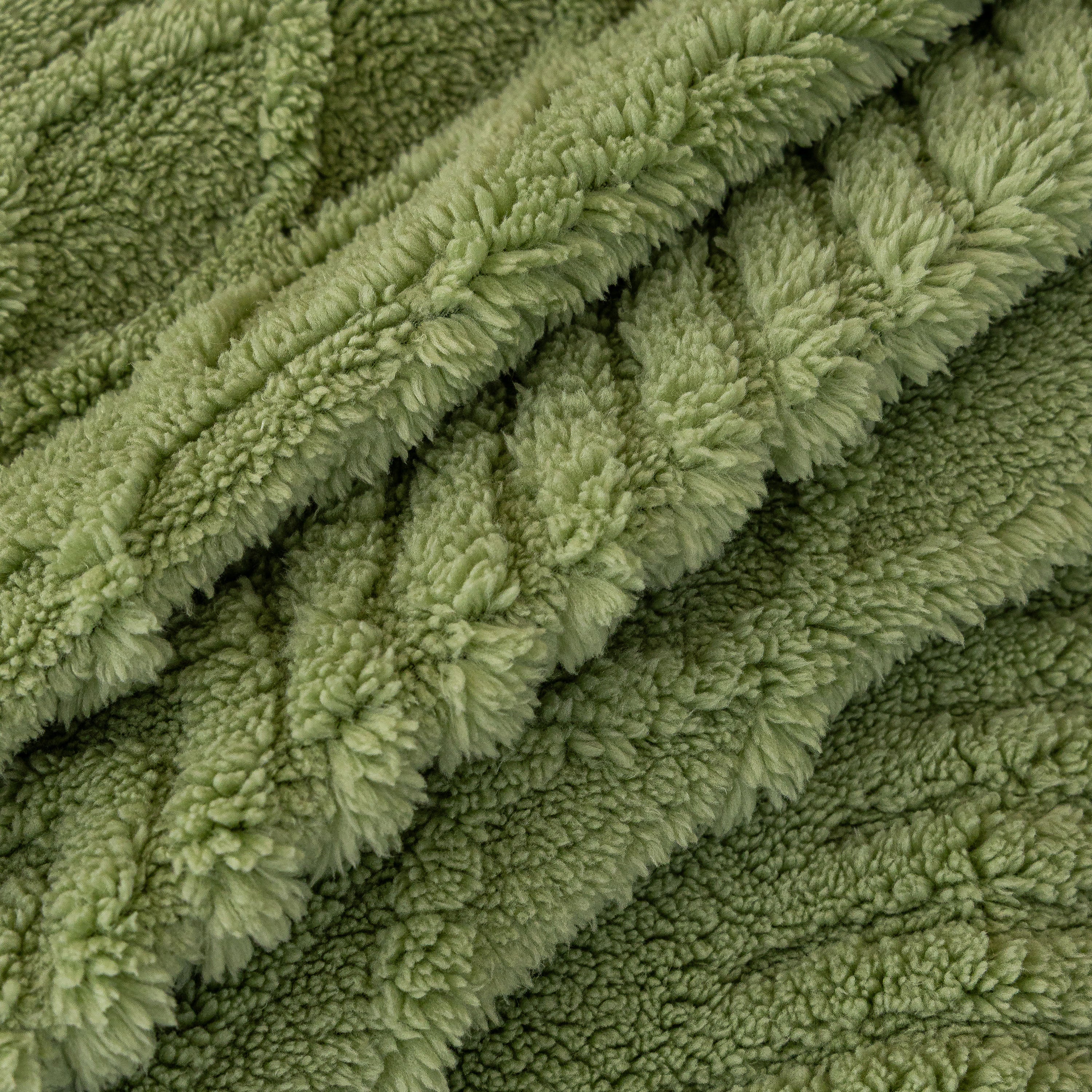 Plush Fleece Sofa Cover with 3D Cable Knit Texture Soft Cozy Warm Sofa Throw Blanket - Image 9