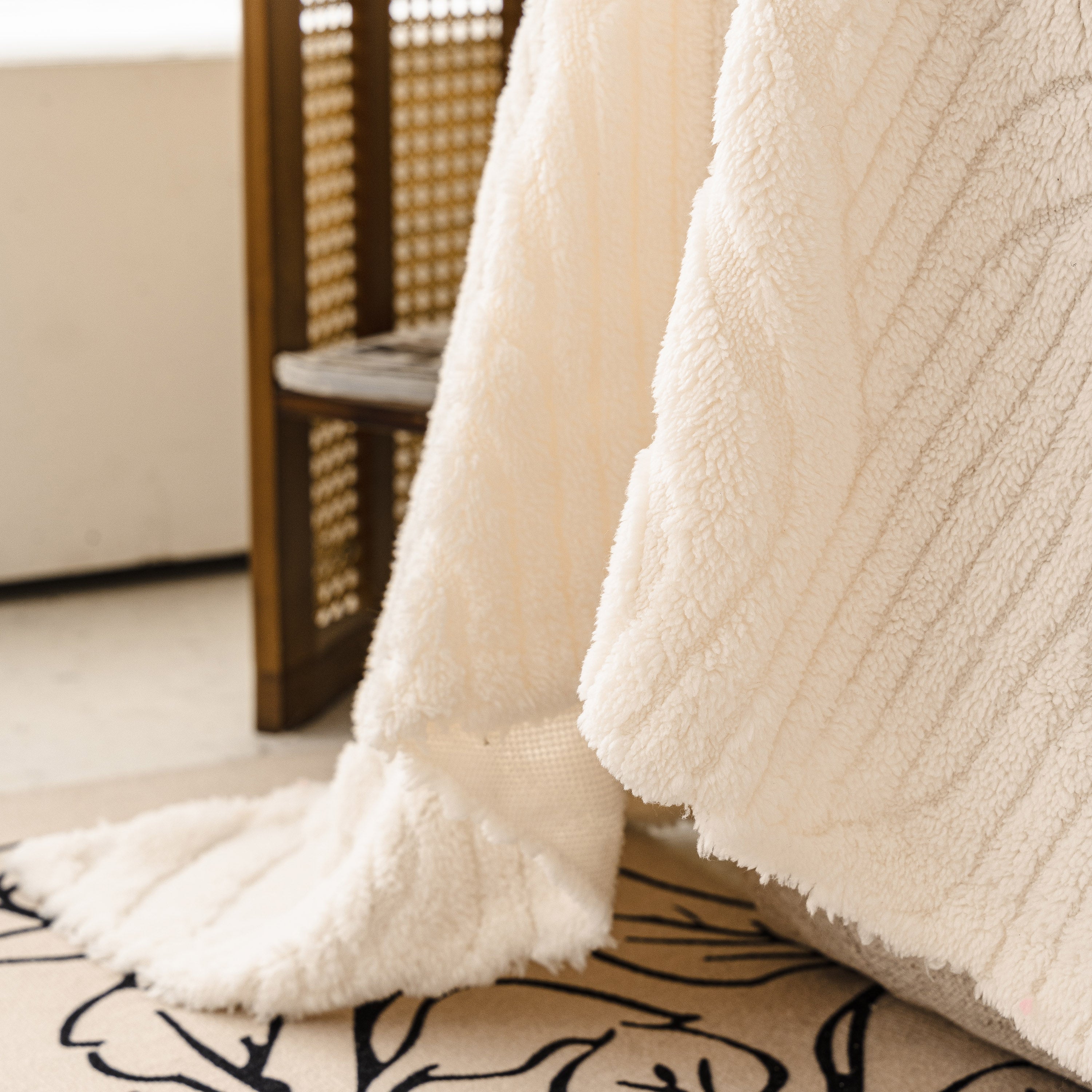 Plush Fleece Washable Sofa Throw Blanket, Soft & Cozy Furniture Protector for Couch - Image 37