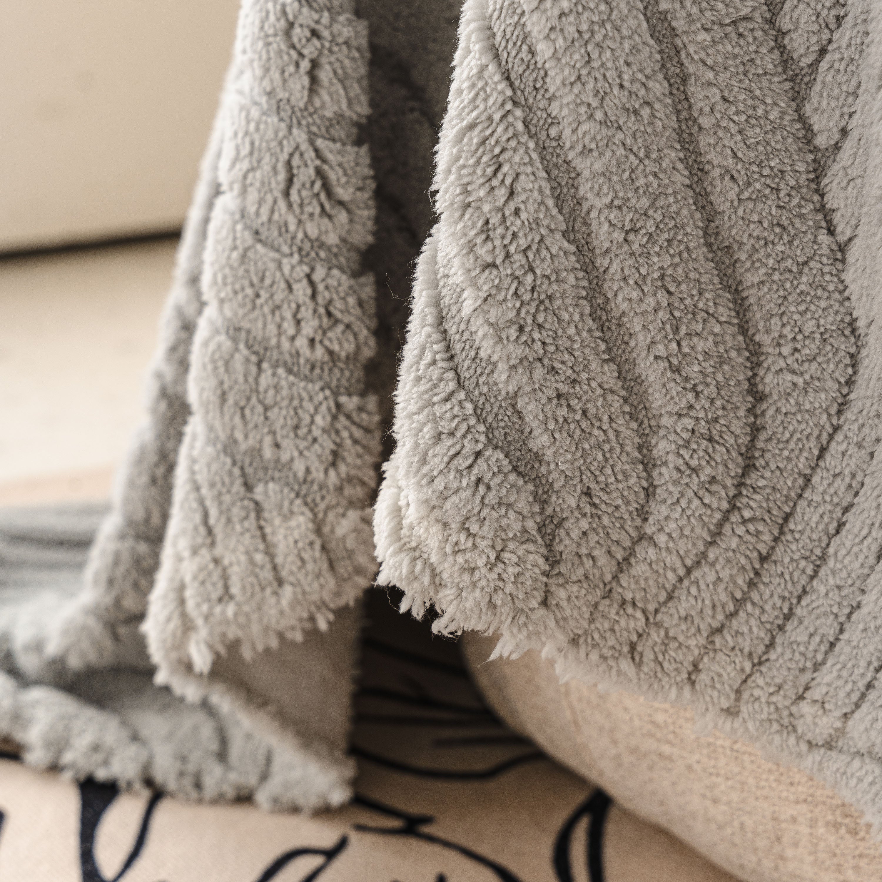 Plush Fleece Washable Sofa Throw Blanket, Soft & Cozy Furniture Protector for Couch - Image 63