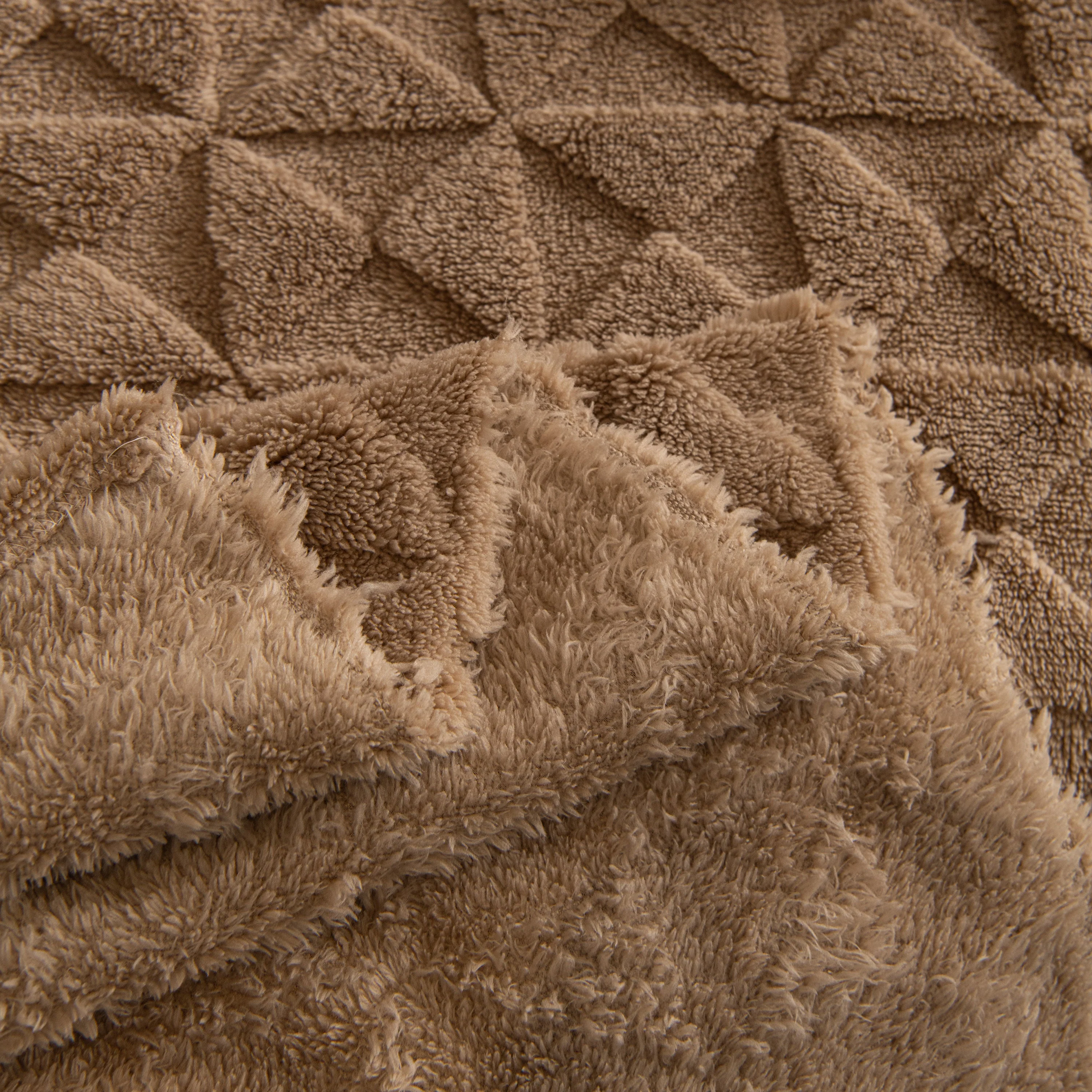 Plush Soft Couch Cover for Sofa and Furniture Lightweight Throw Blankets for Sectional Couch - Image 3