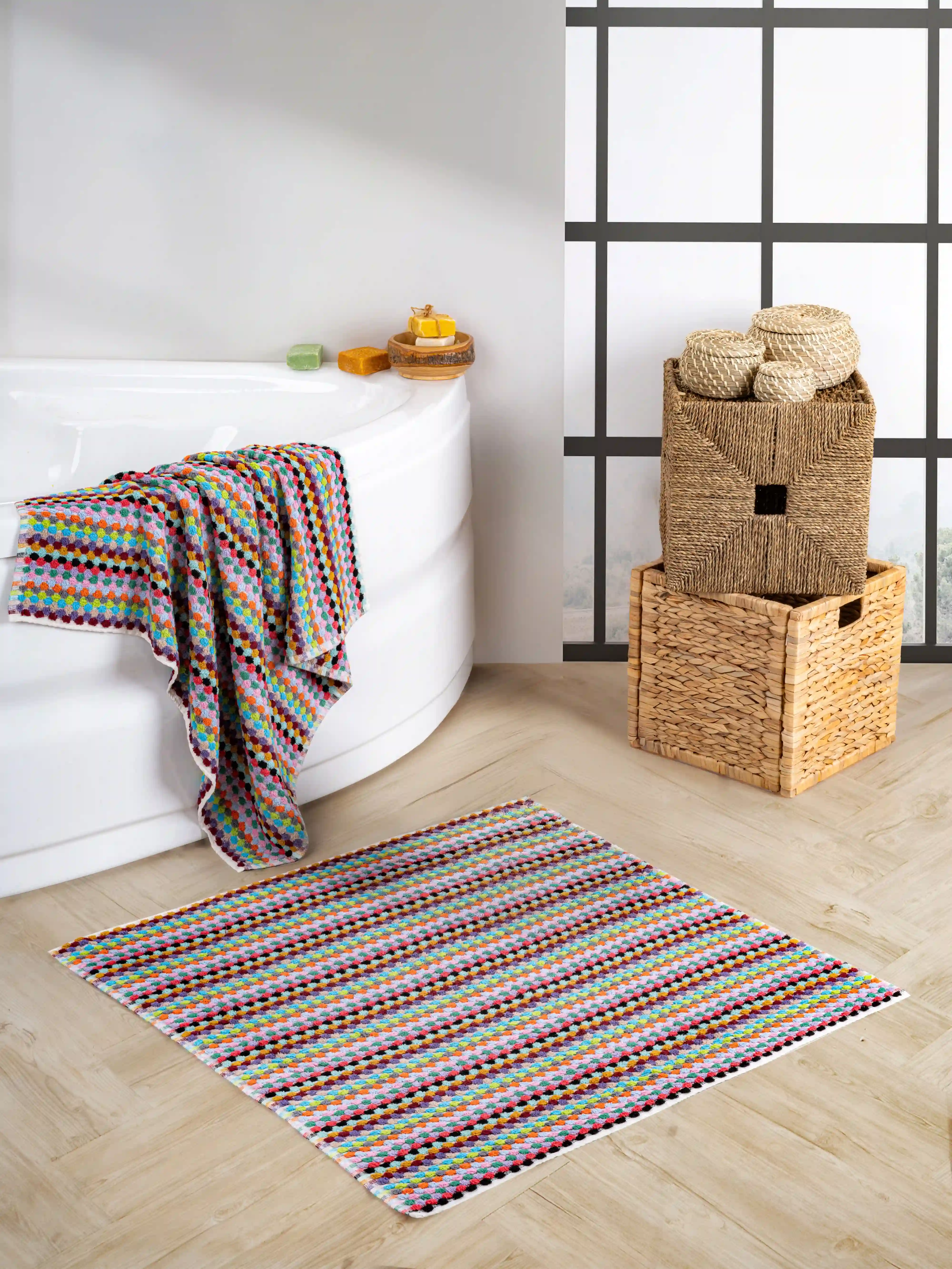 Pom Pom Bath Mat - Image 4