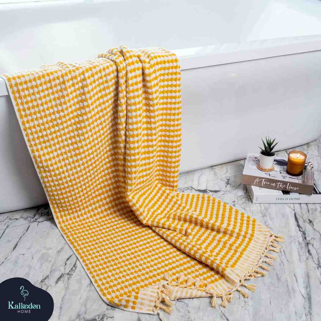 Pom Pom Bath Towel - Image 14