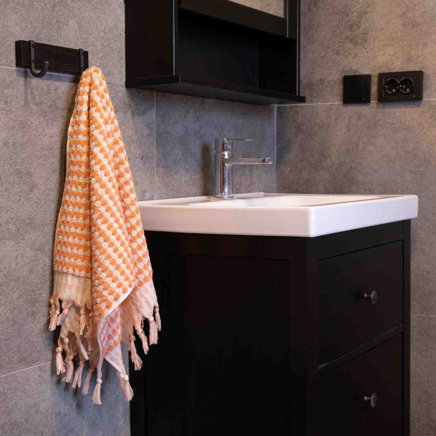 Pom Pom Hand Towel - Image 28