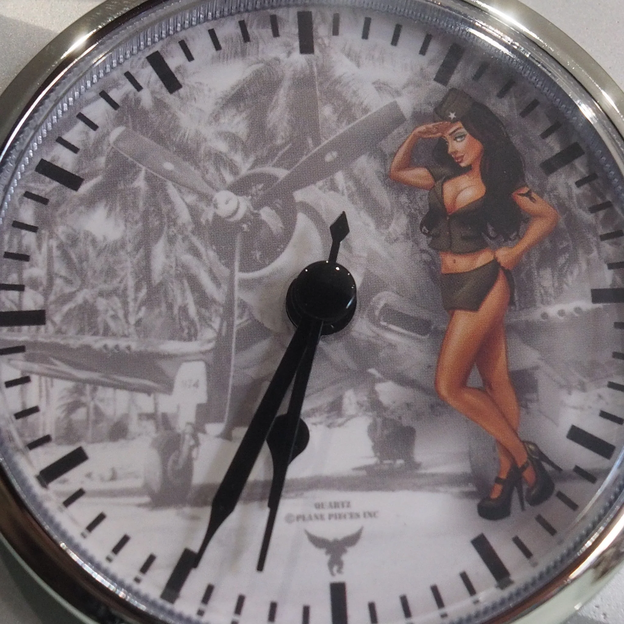 Pratt & Whitney F4U Corsair Pinup Girl R-2800 WWII Double Wasp Raw Radial Engine Piston Desk Clock - Image 11