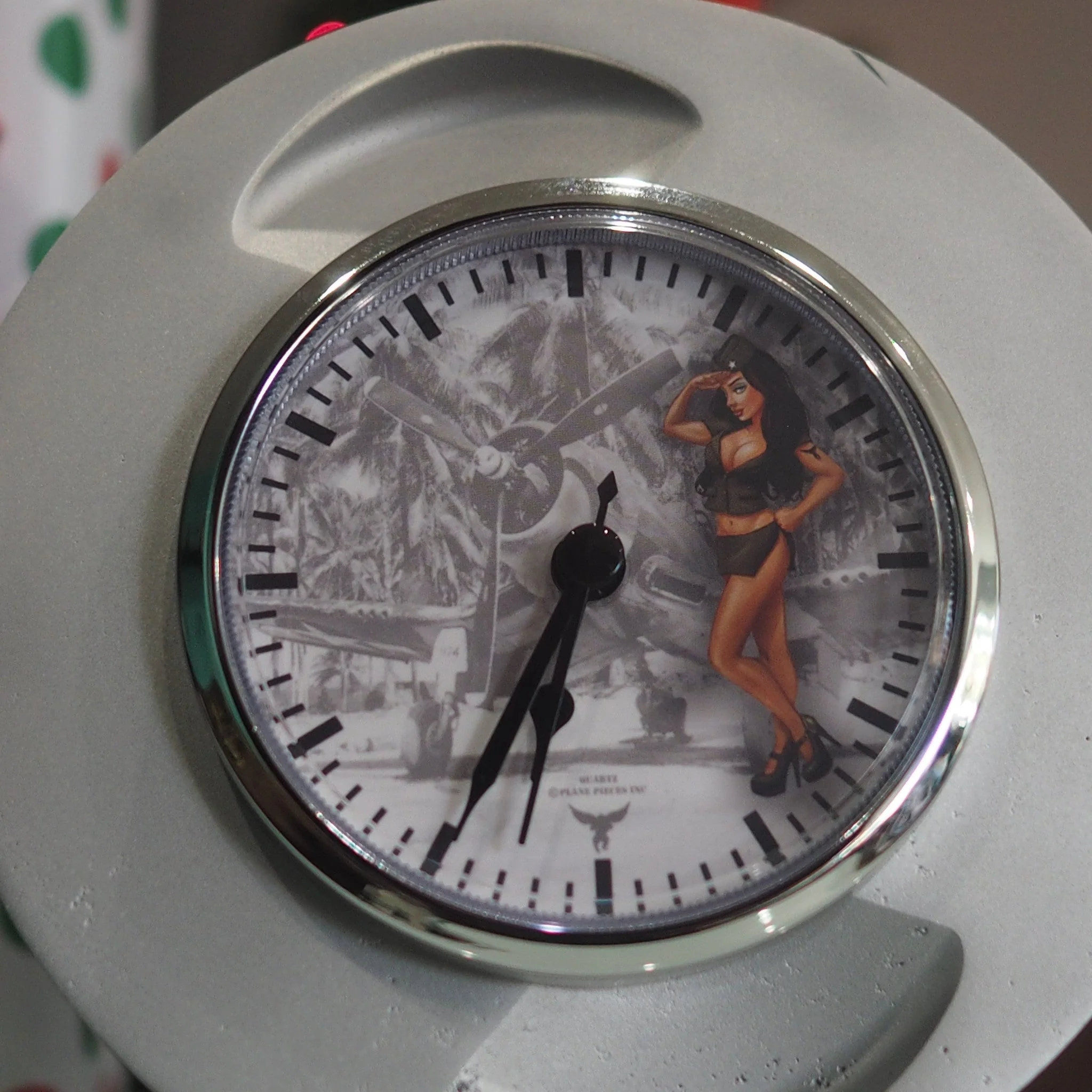 Pratt & Whitney F4U Corsair Pinup Girl R-2800 WWII Double Wasp Raw Radial Engine Piston Desk Clock - Image 12