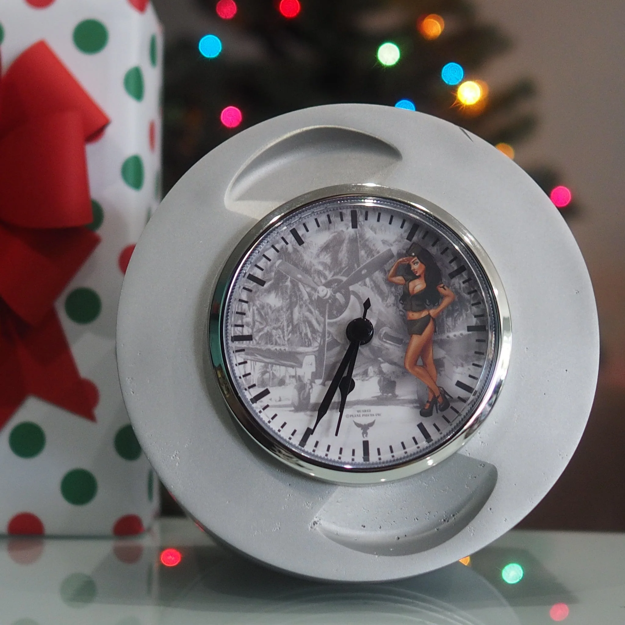 Pratt & Whitney F4U Corsair Pinup Girl R-2800 WWII Double Wasp Raw Radial Engine Piston Desk Clock - Image 13