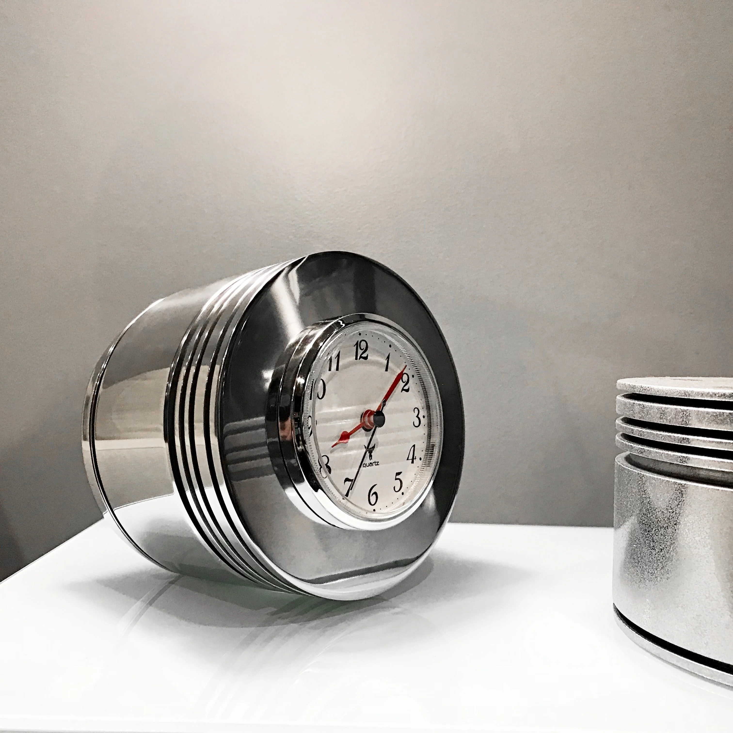 Pratt & Whitney R-2800 F4U Corsair Fighter Airplane Radial Engine Chrome Piston Clock - Image 5