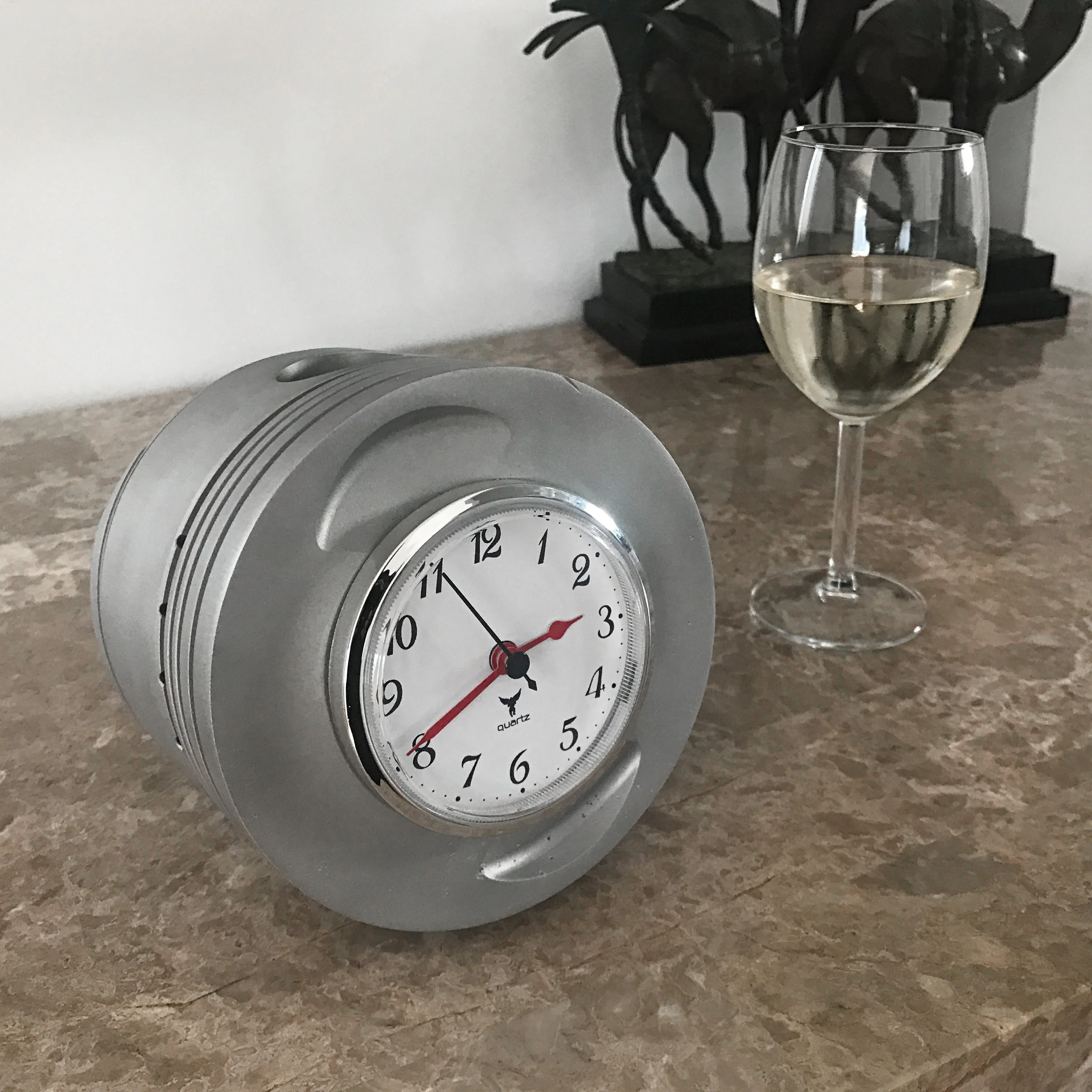 Pratt & Whitney R-2800 WWII Double Wasp Raw Radial Engine Piston Desk Clock - Image 2