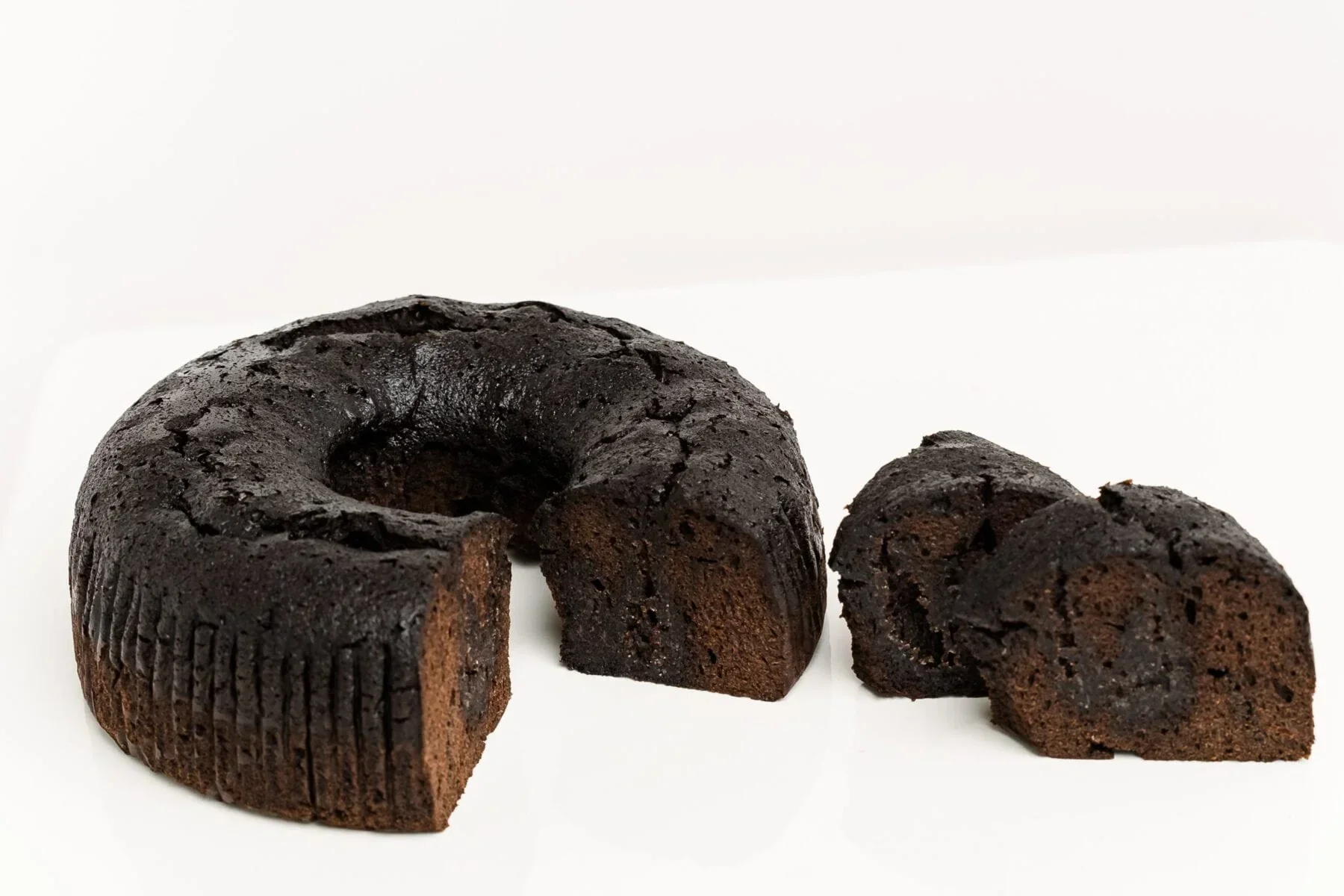 Premium Chocolate Rum Cake Ring | Pack of 2 | 1 lb | Beatrice Bakery - Image 6
