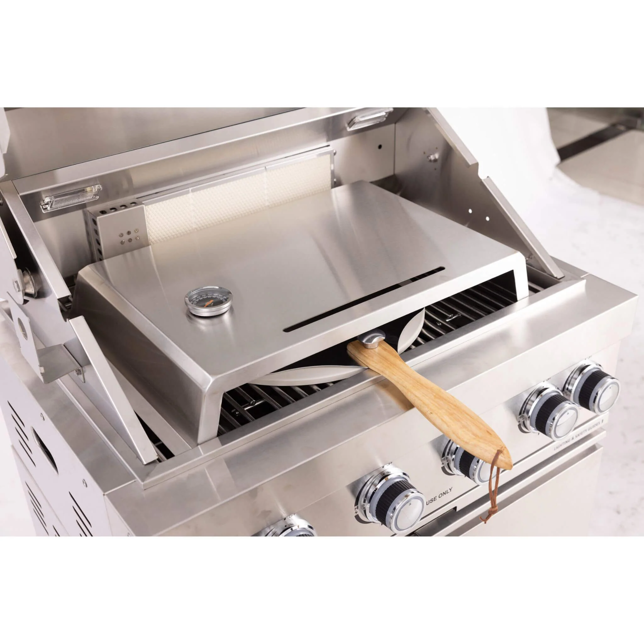 Premium Outdoor Kitchen With 32-Inch 60K BTU Built-In Stainless Steel LPG Gas Grill, Door And Drawer Combo And Stainless Steel Ice Box (SAK98661) - Image 18