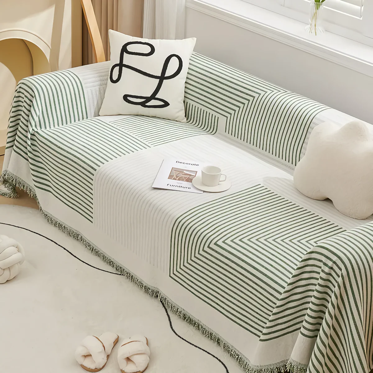 Protect Your Sofa in Style - Premium Cover for All-Season Protection Against Dust and Cat Scratches - Image 3