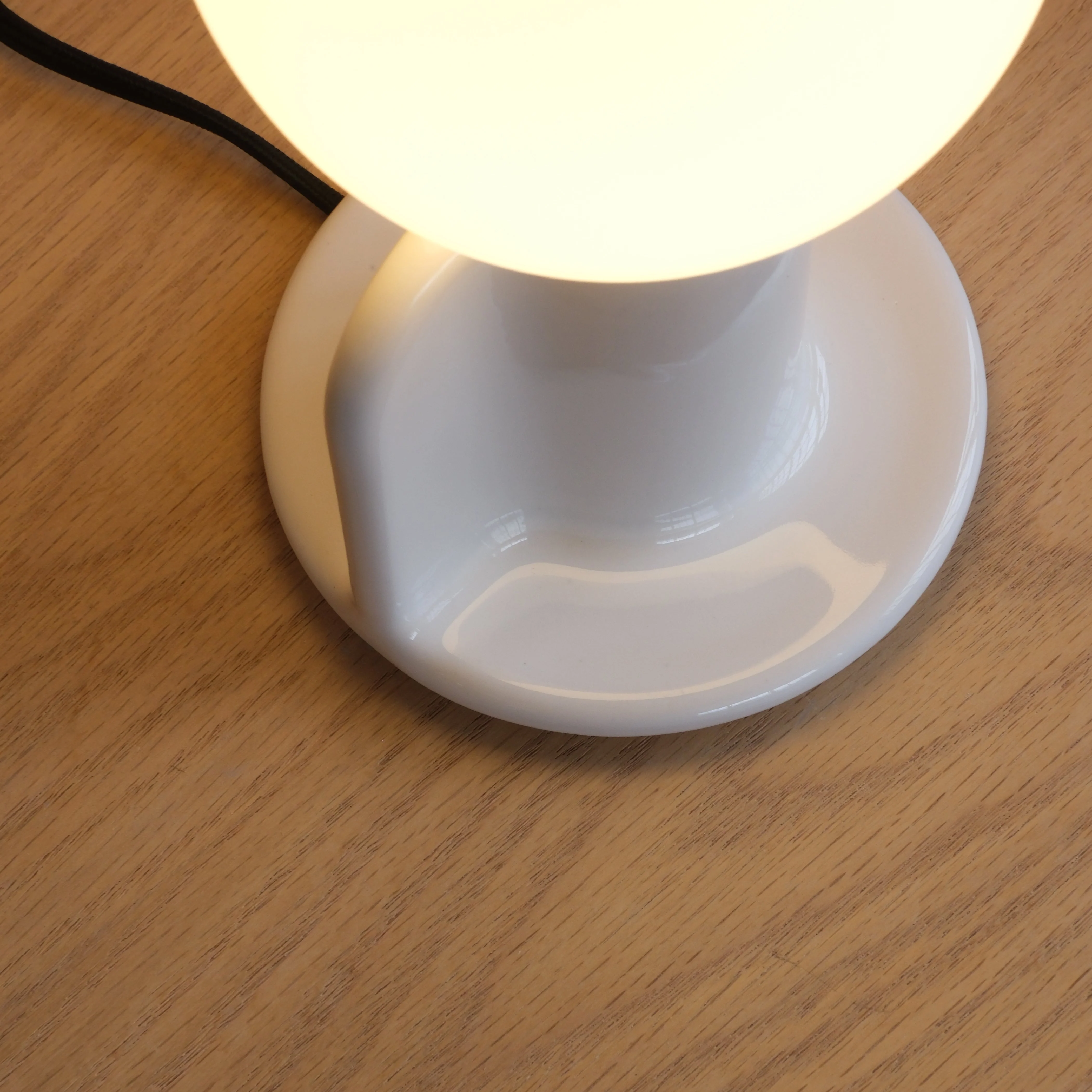 Q Lamp - Image 12