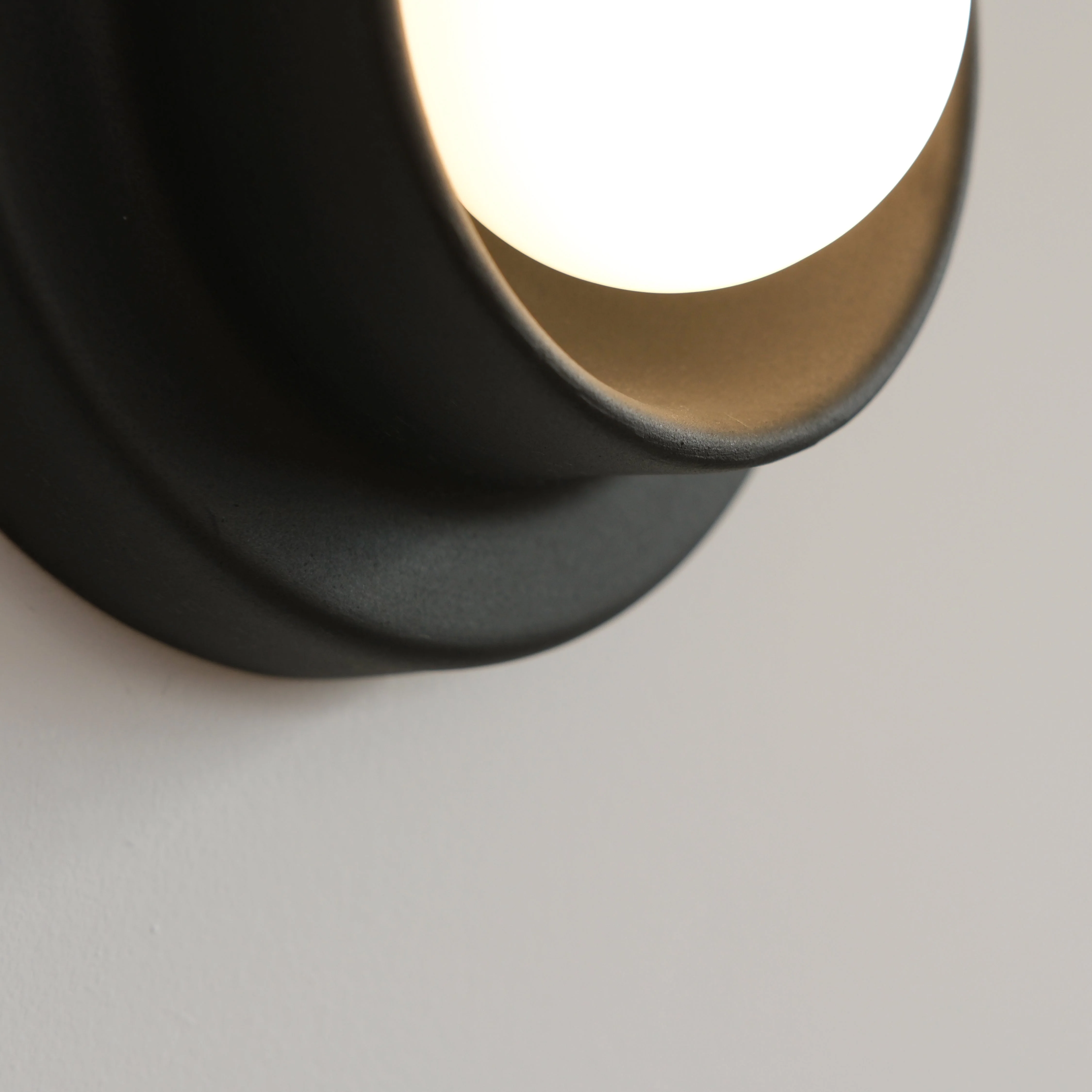 Q Sconce - Image 11