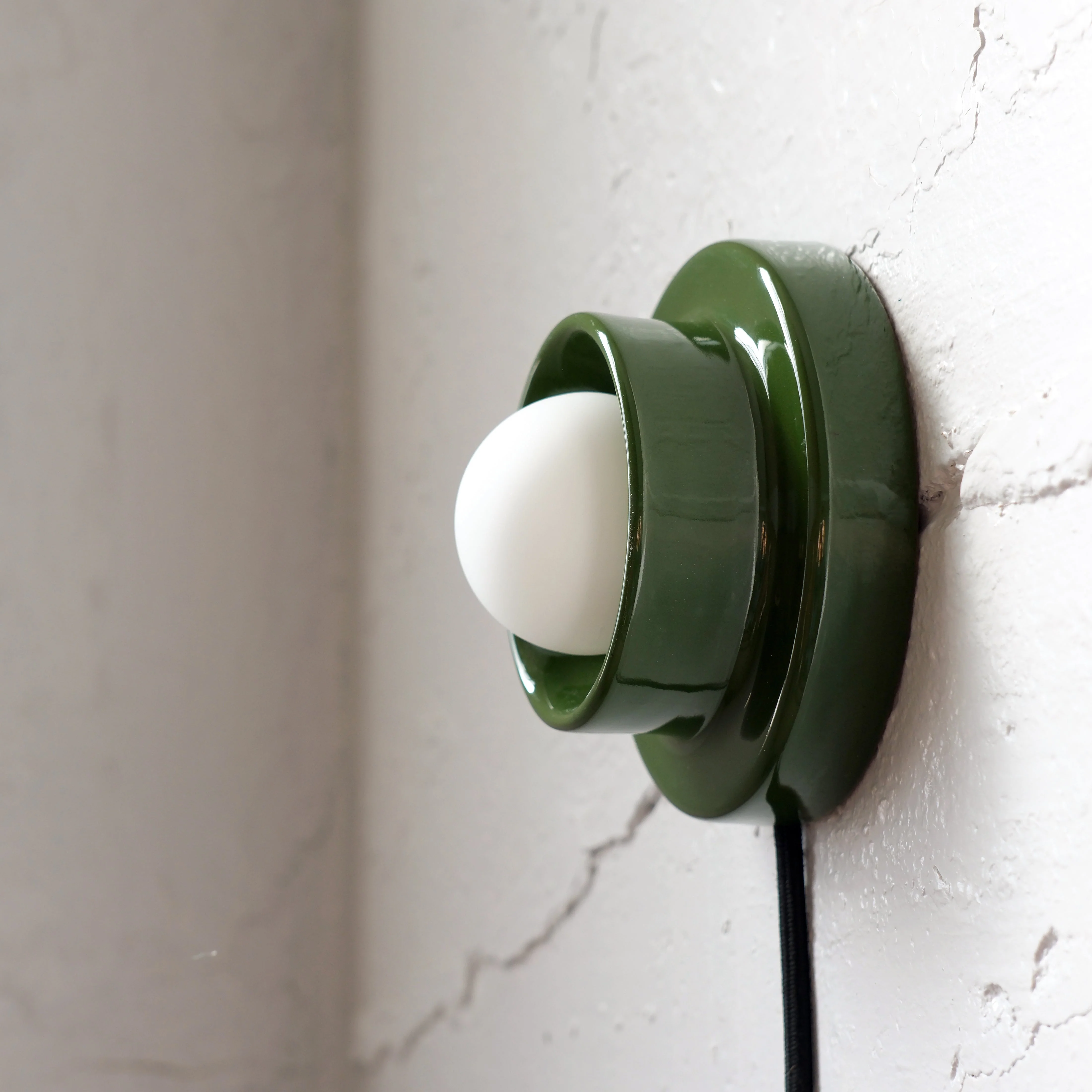 Q Sconce - Image 16