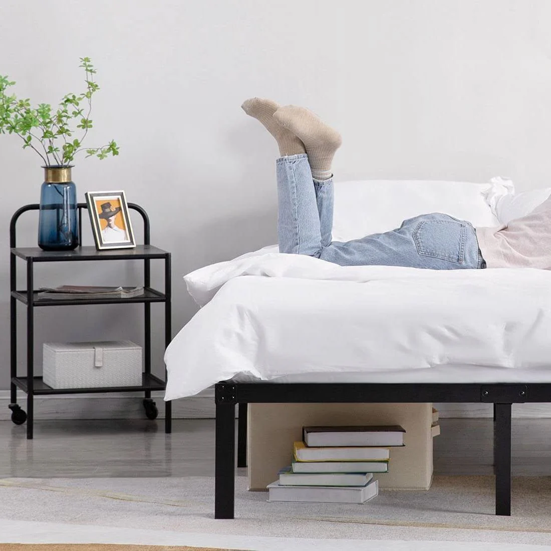 Queen 16-inch Heavy Duty Metal Bed Frame with 3,500 lbs Weight Capacity - Image 4
