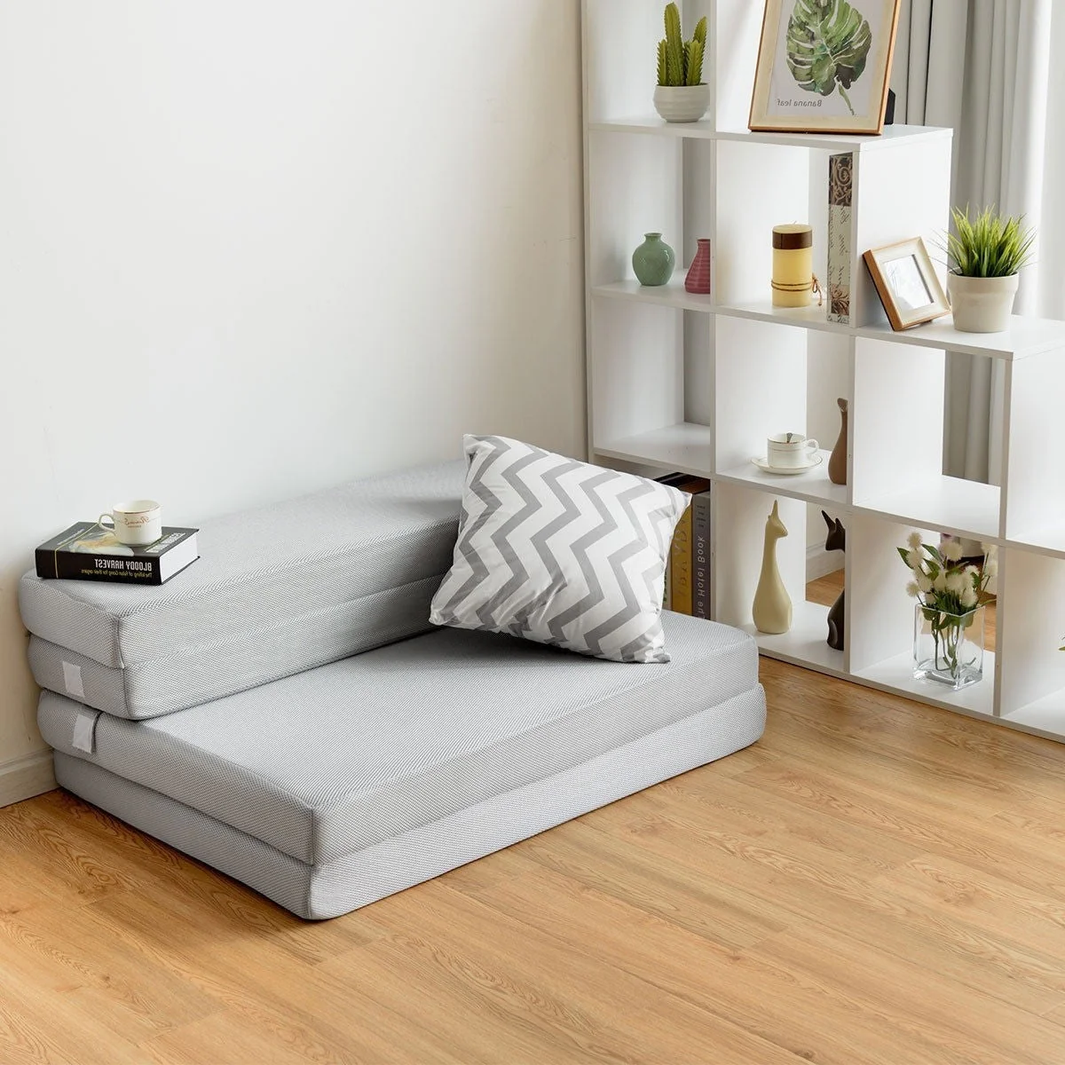 Queen size 4-inch Thick Folding Guest Bed Mattress - Image 4