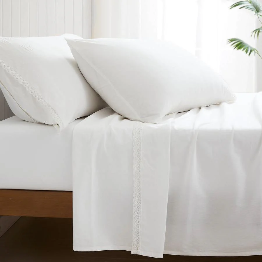 Queen Size 4 Piece 100-Percent Cotton Sheet Set in White with Lace Trim - Image 4