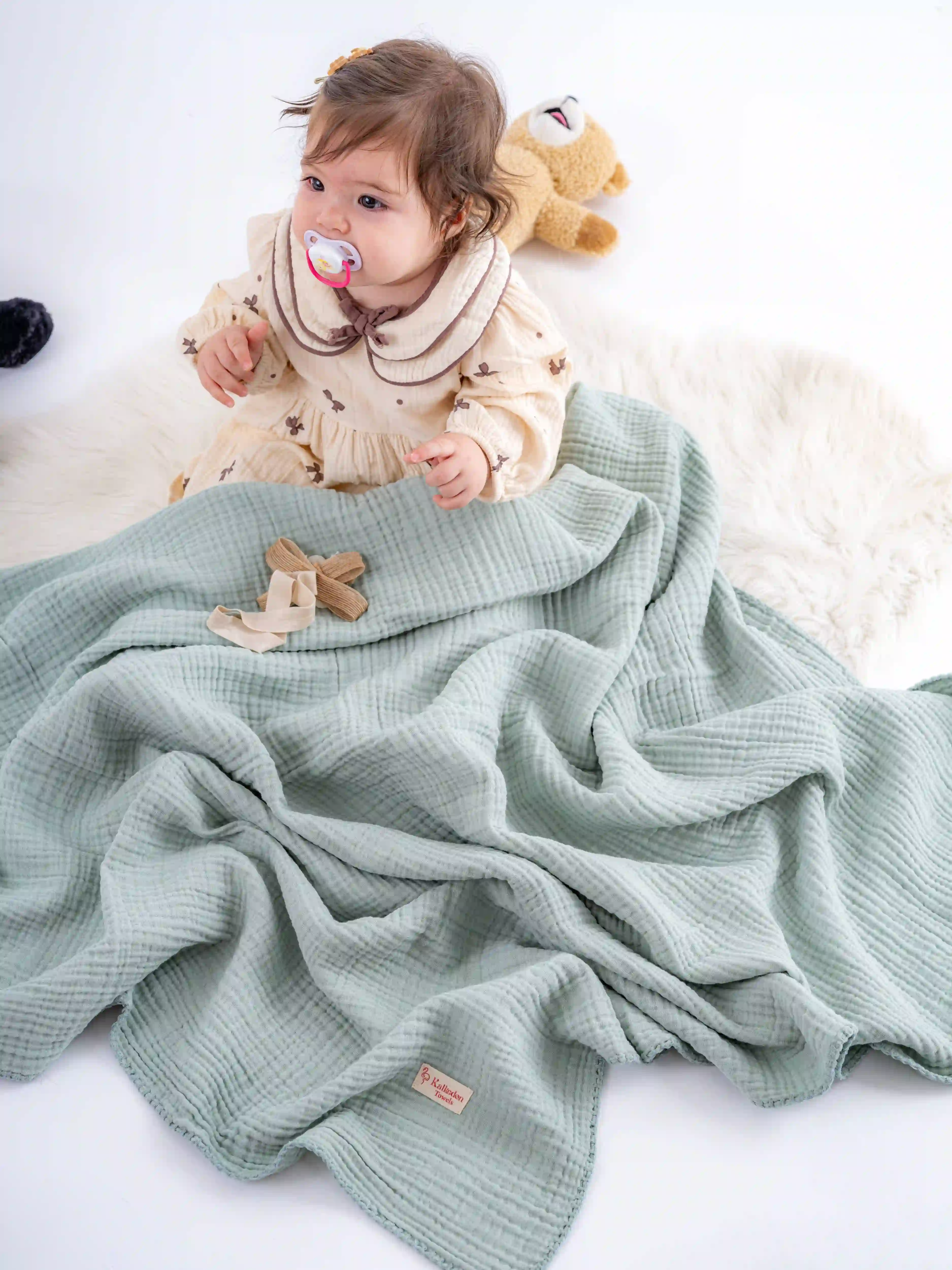 Quilted 4 Layers Muslin Blanket - Image 9