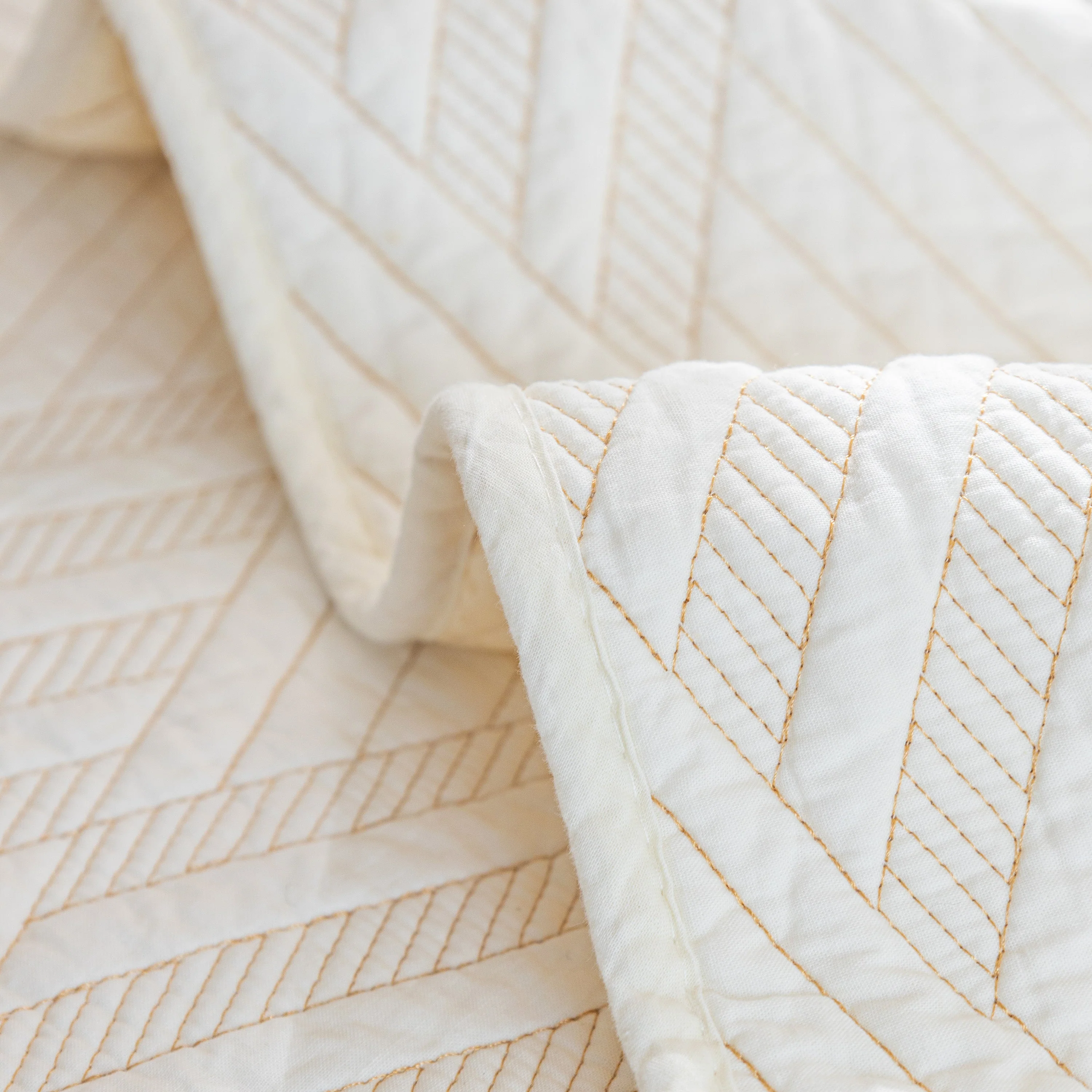 Quilted Geometric Cotton Sofa Cover, Non-Slip & Thick Padded Furniture Covers - Image 7