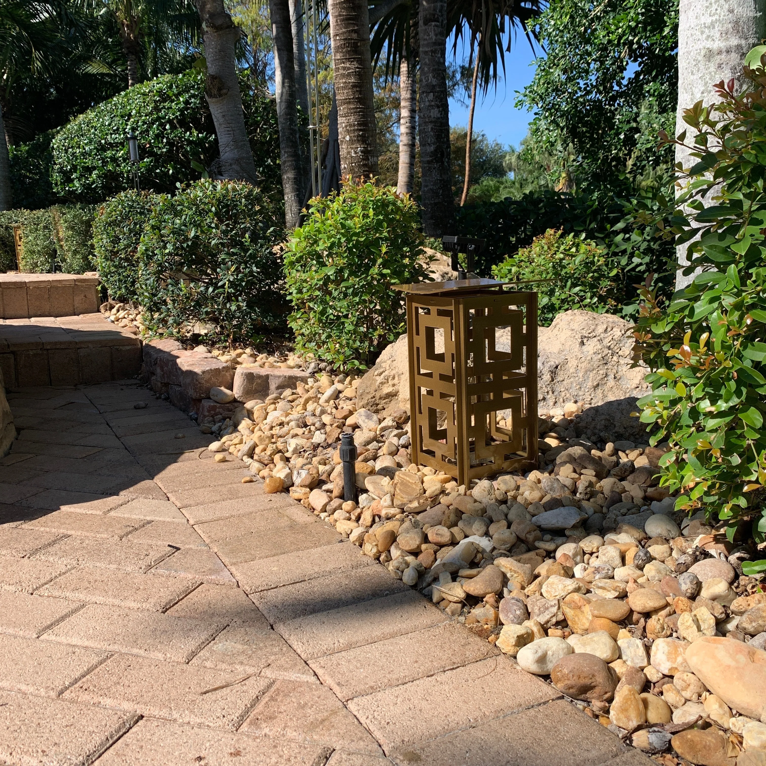 RadiantLight Modern Landscape Light - Garden Light - Image 6