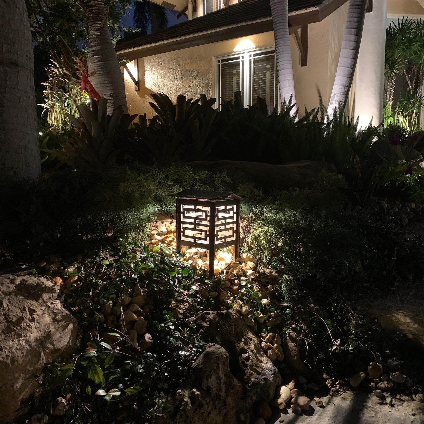 RadiantLight Polynesian Landscape Light - Garden Light - Image 2