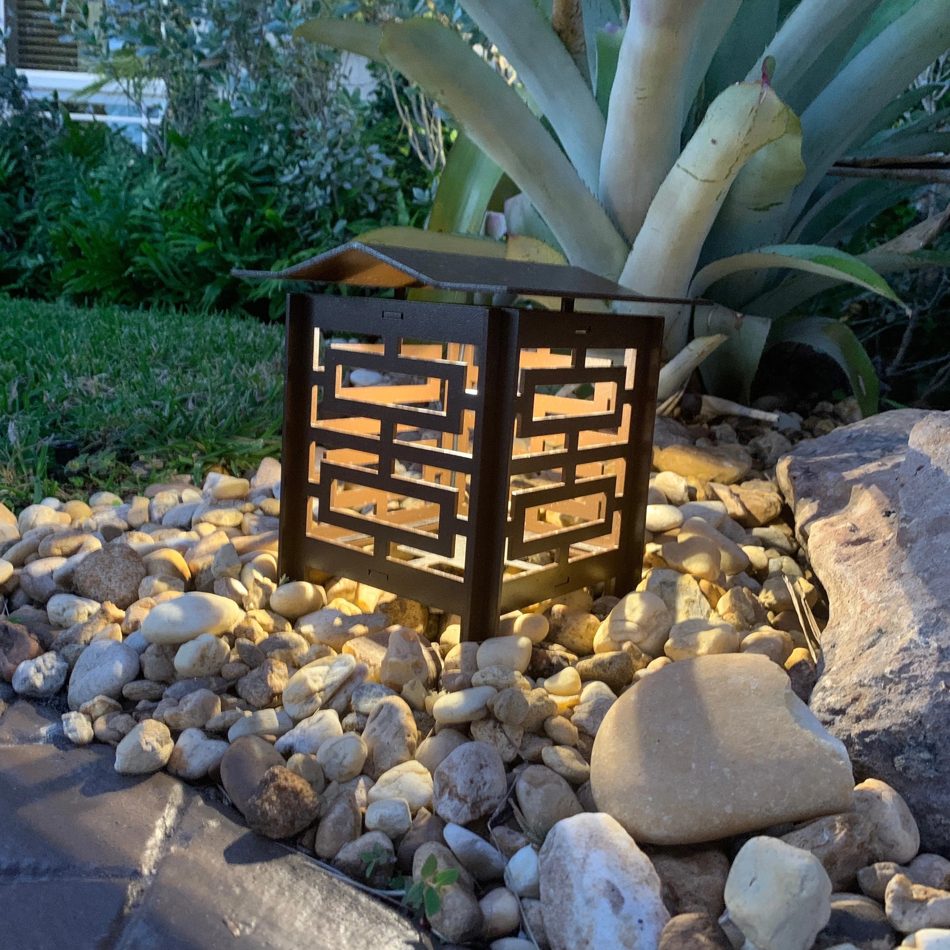 RadiantLight Polynesian Landscape Light - Garden Light - Image 8