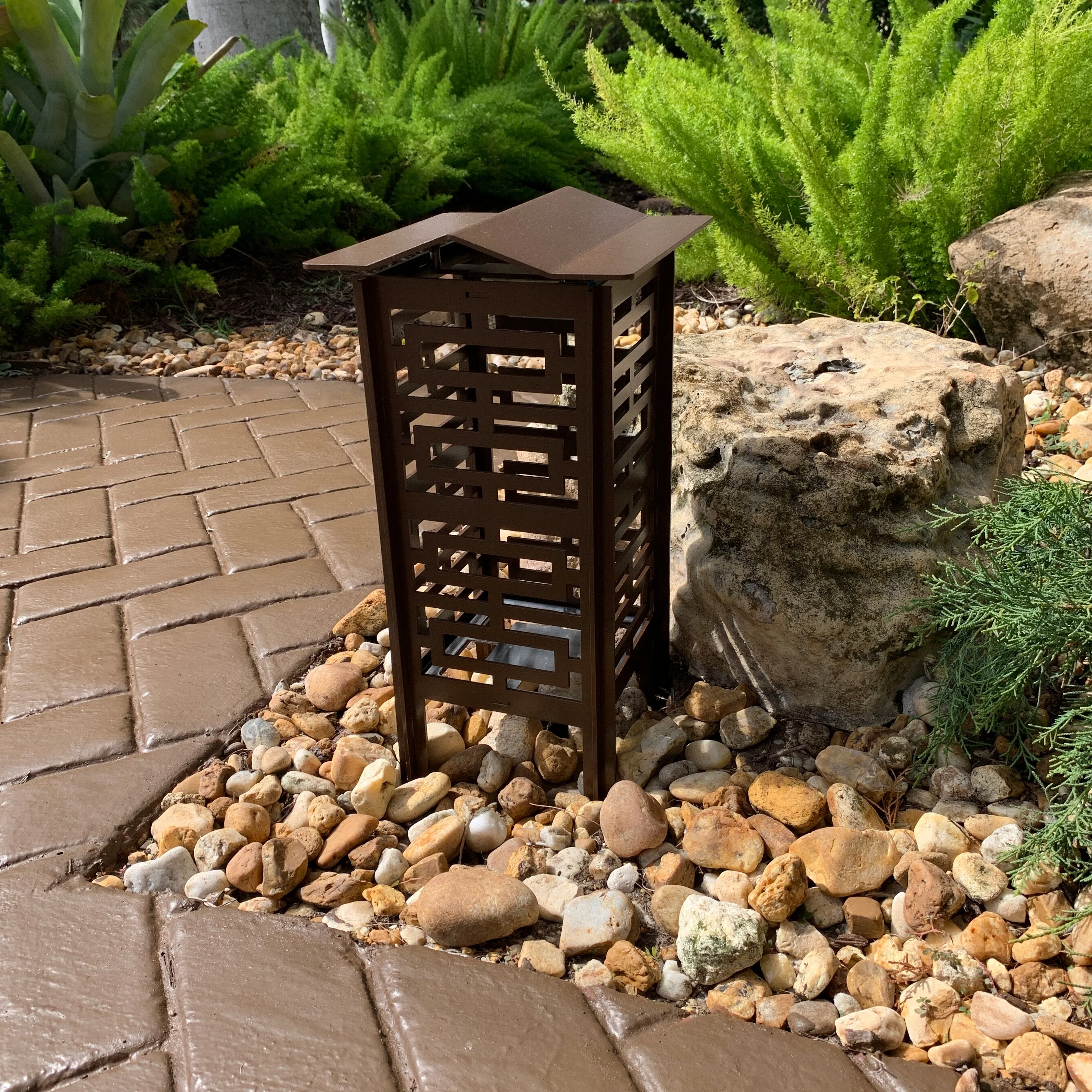 RadiantLight Polynesian Landscape Light - Garden Light - Image 9