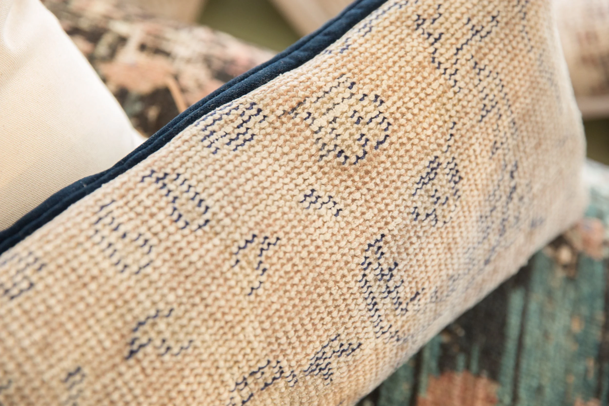 Reclaimed Rug Fragment Pillow - Image 5