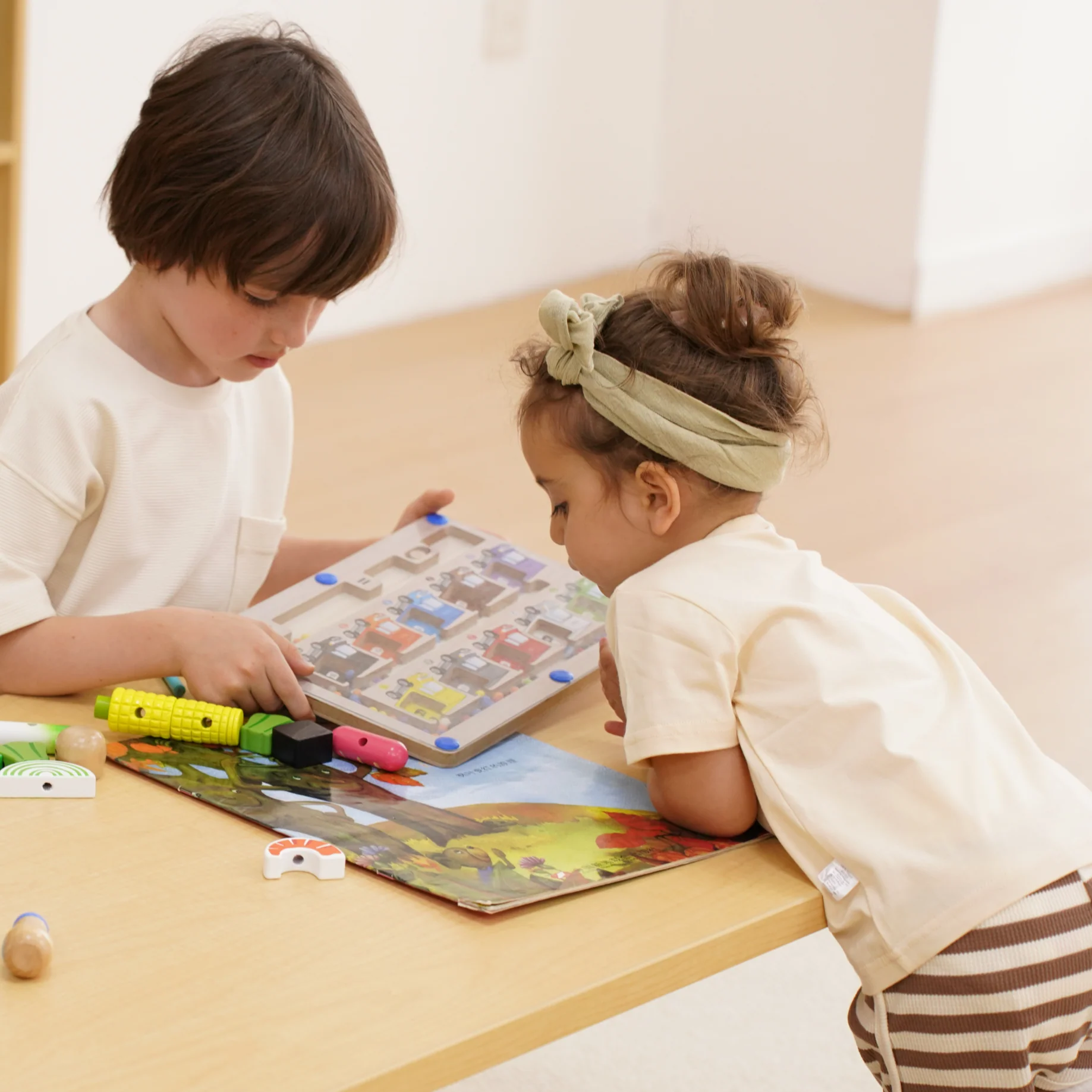 Rectangular Adjustable Kids Table – 13" to 17" Height | Toddler & Preschool Classroom Activity Table - Image 9