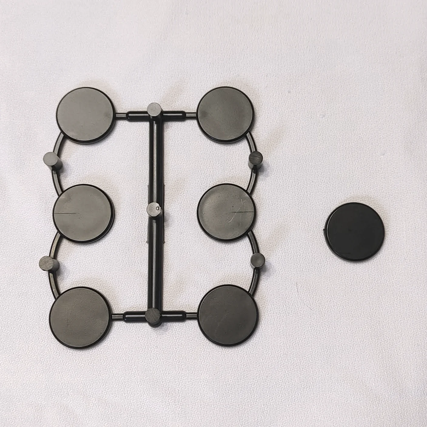 Recycled Plastic Miniatures Bases 1" Round [Replay] - Image 2