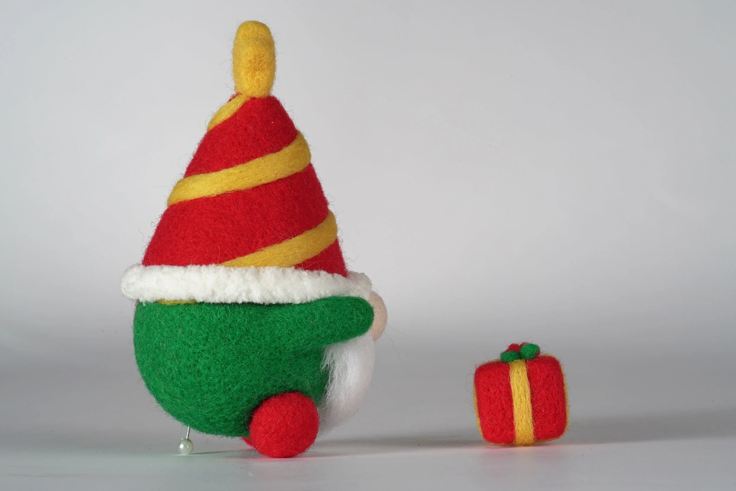 Red Christmas Gnome Needle Felting Kit. Wizardi DIY Wool Craft Kit F07N8-491 - Image 3