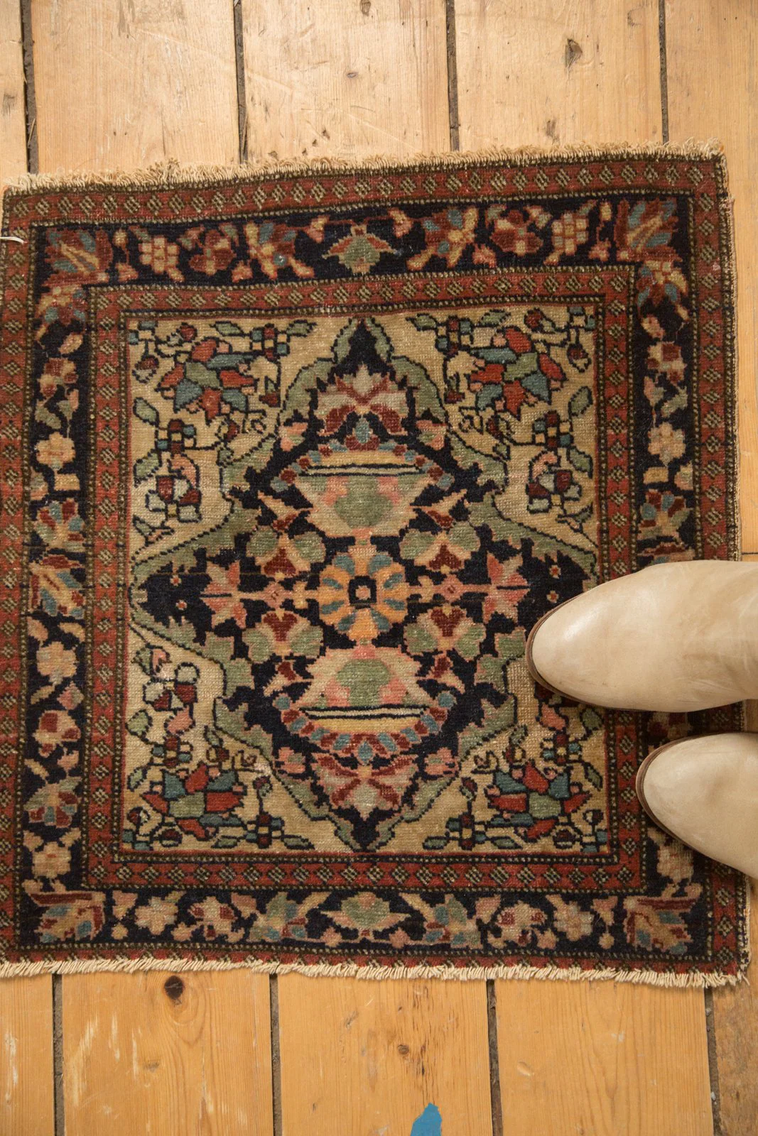RESERVED 1.5x2 Antique Farahan Sarouk Square Bag Face Rug Mat - Image 3