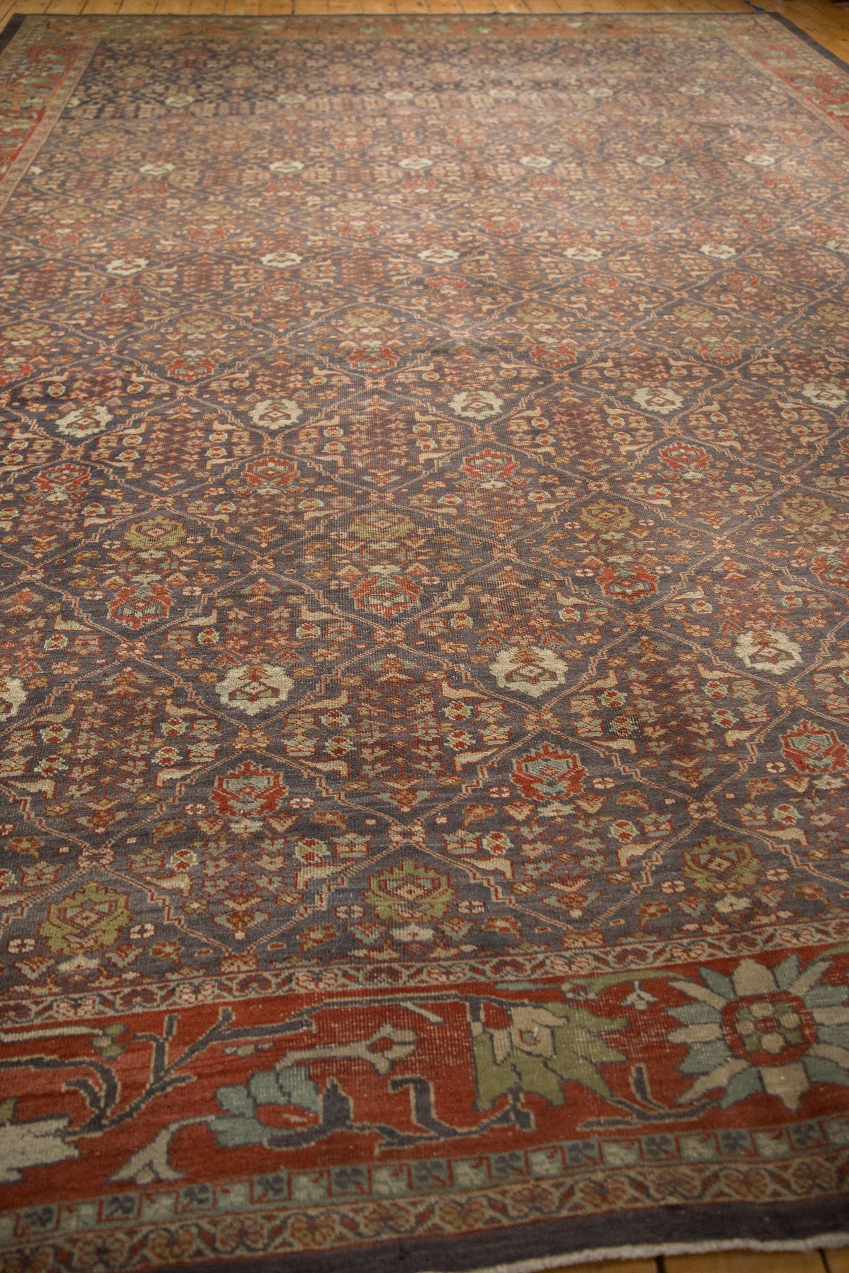 10.5x13.5 Vintage Distressed Mahal Carpet - Image 7
