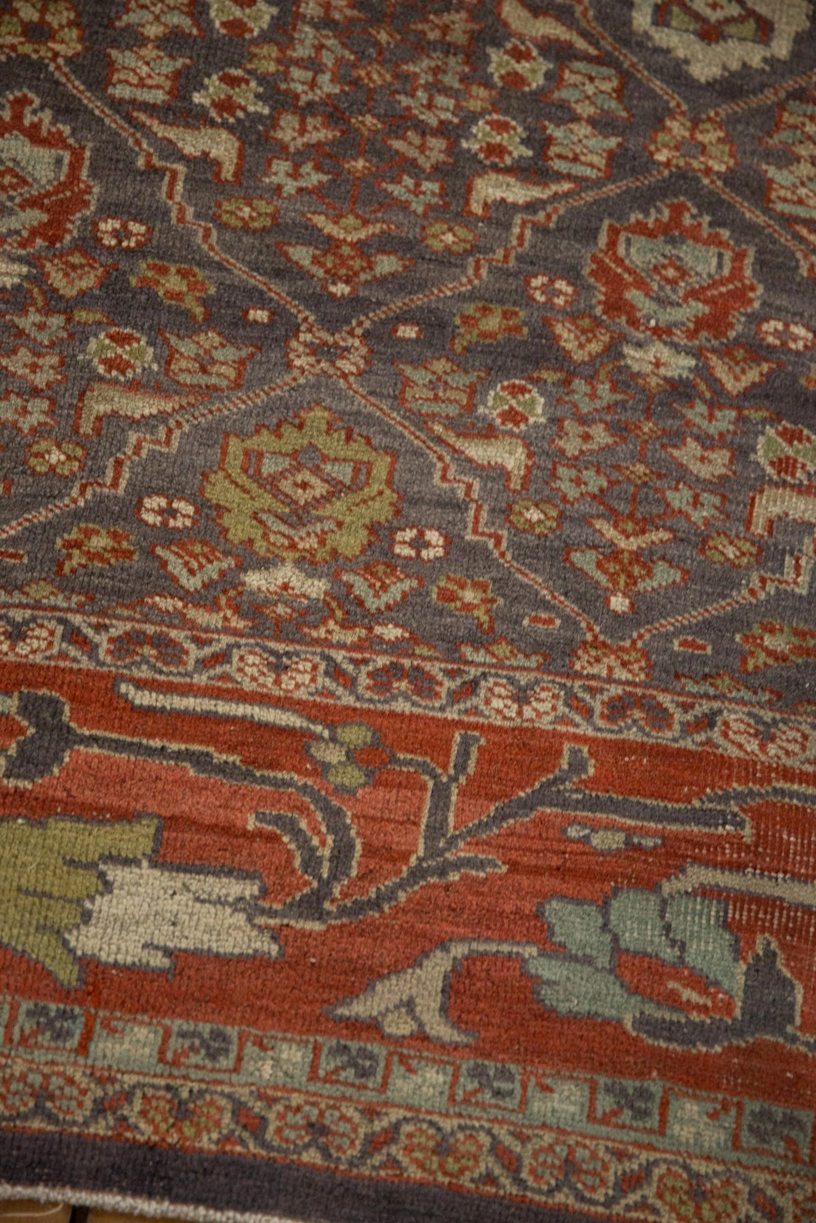 10.5x13.5 Vintage Distressed Mahal Carpet - Image 8