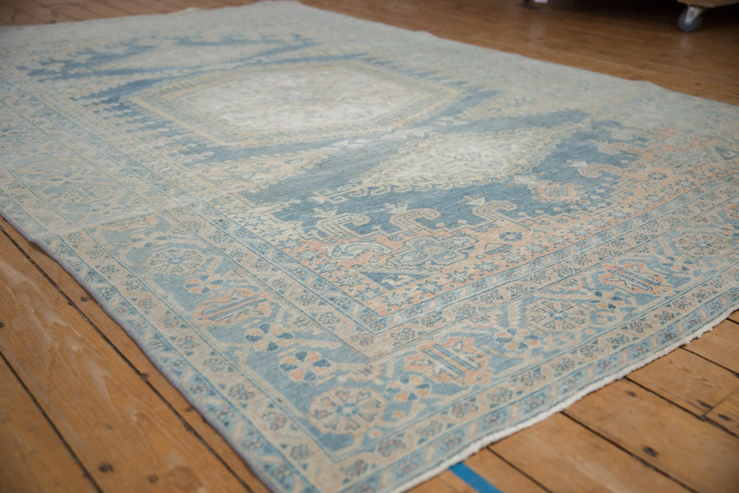 7x10 Vintage Distressed Veece Carpet - Image 4