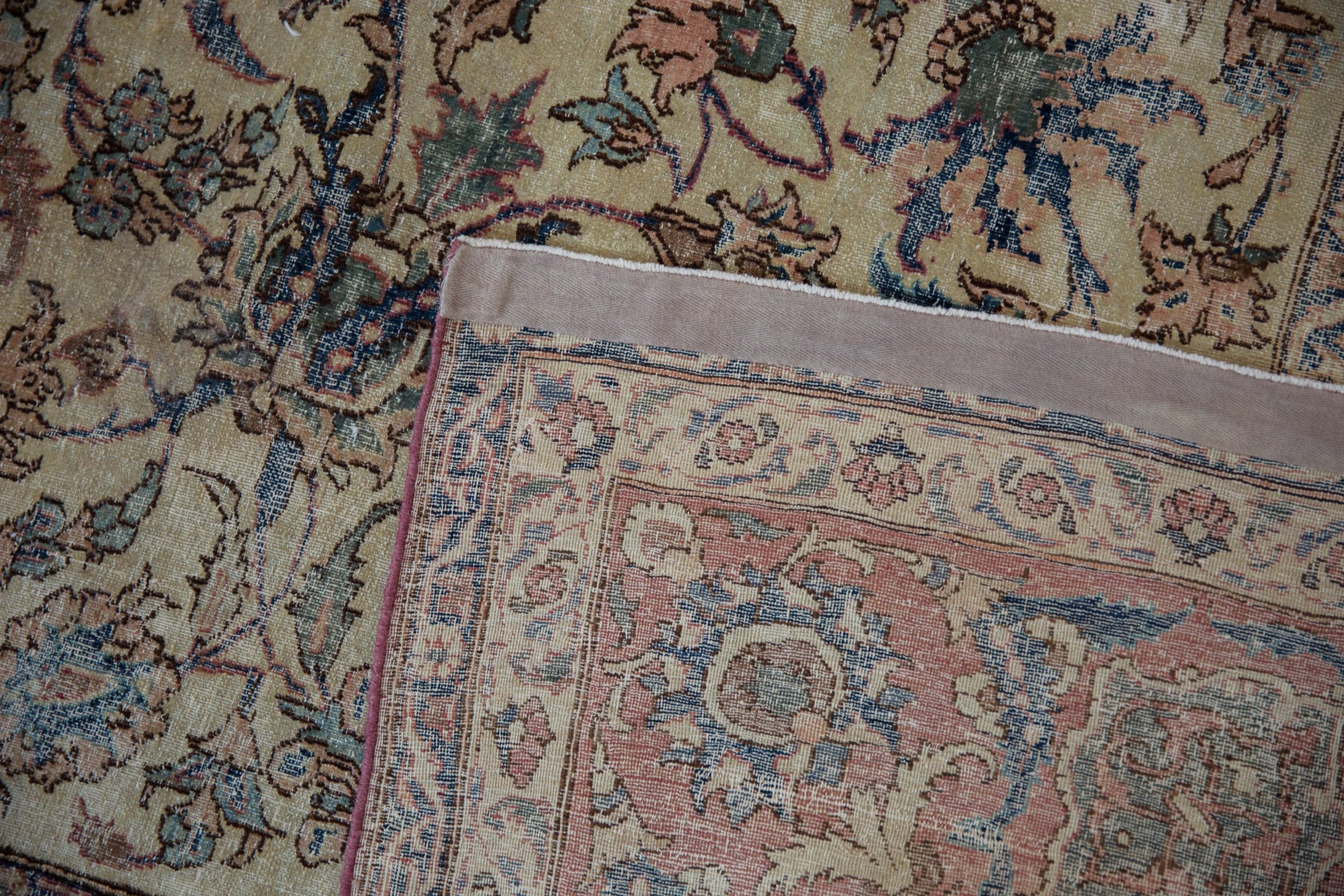 7x9.5 Vintage Distressed Isfahan Carpet - Image 11