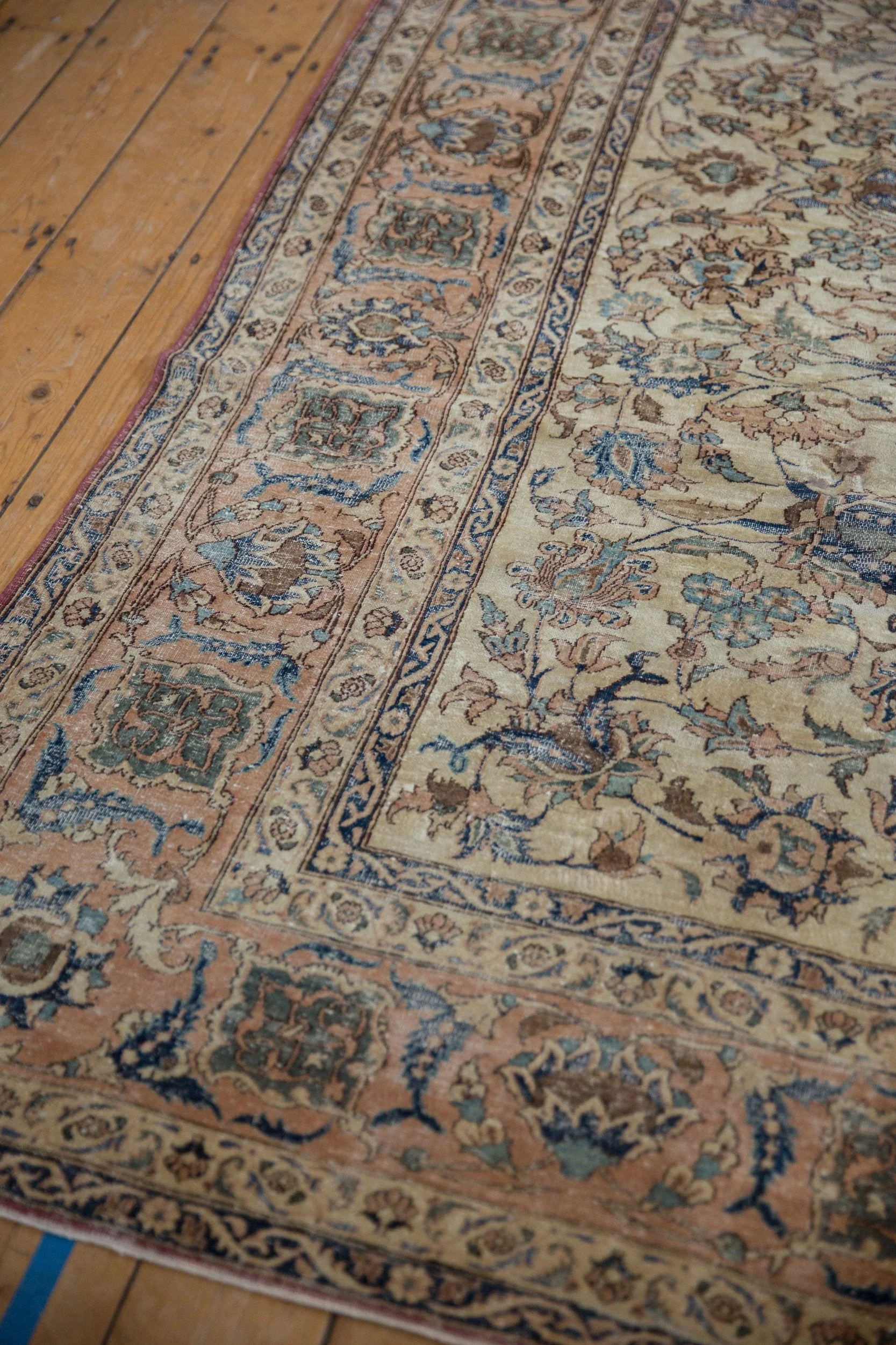 7x9.5 Vintage Distressed Isfahan Carpet - Image 8