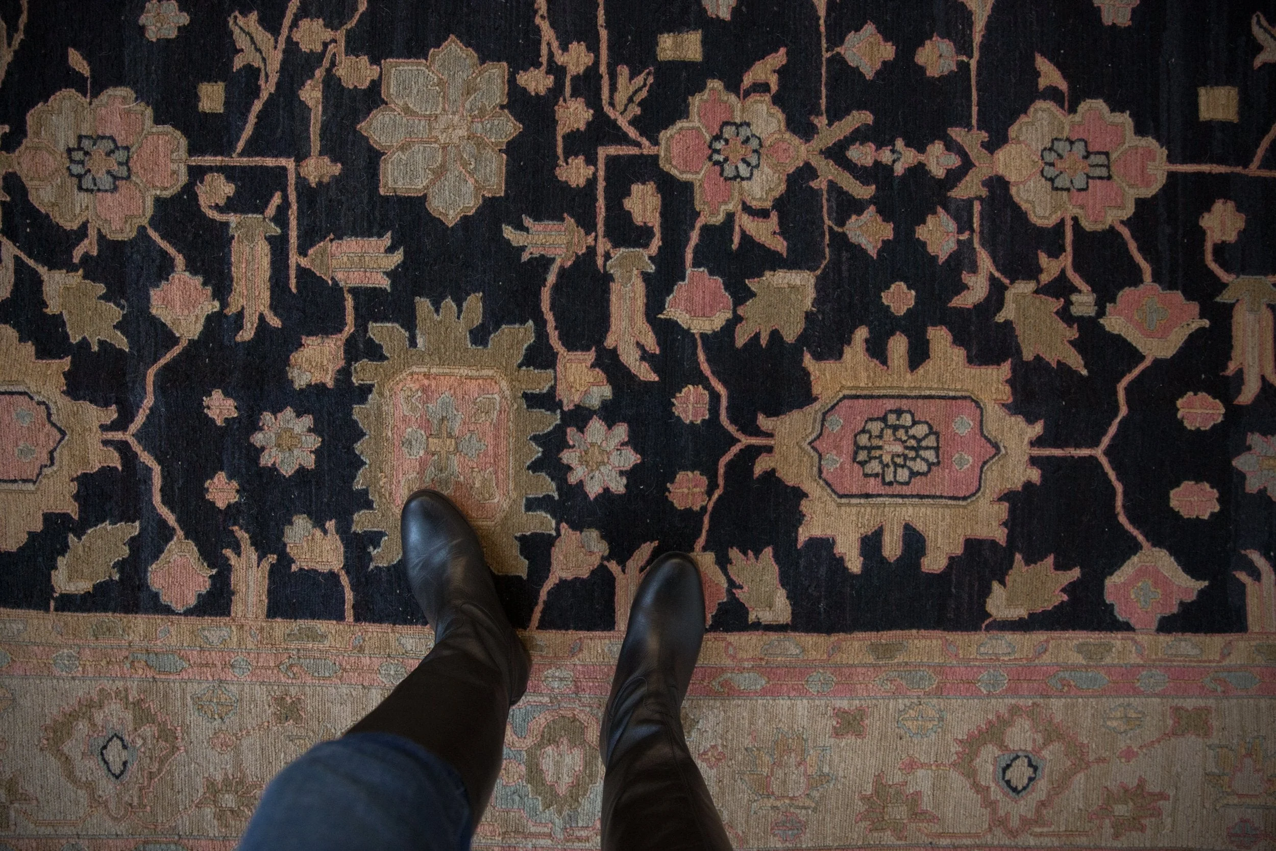 9x12 Vintage Tea Washed Indian Sultanabad Soumac Design Carpet - Image 2