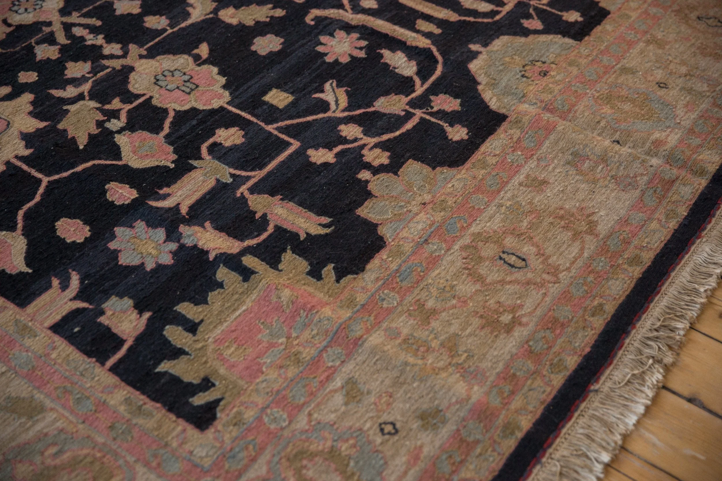 9x12 Vintage Tea Washed Indian Sultanabad Soumac Design Carpet - Image 5