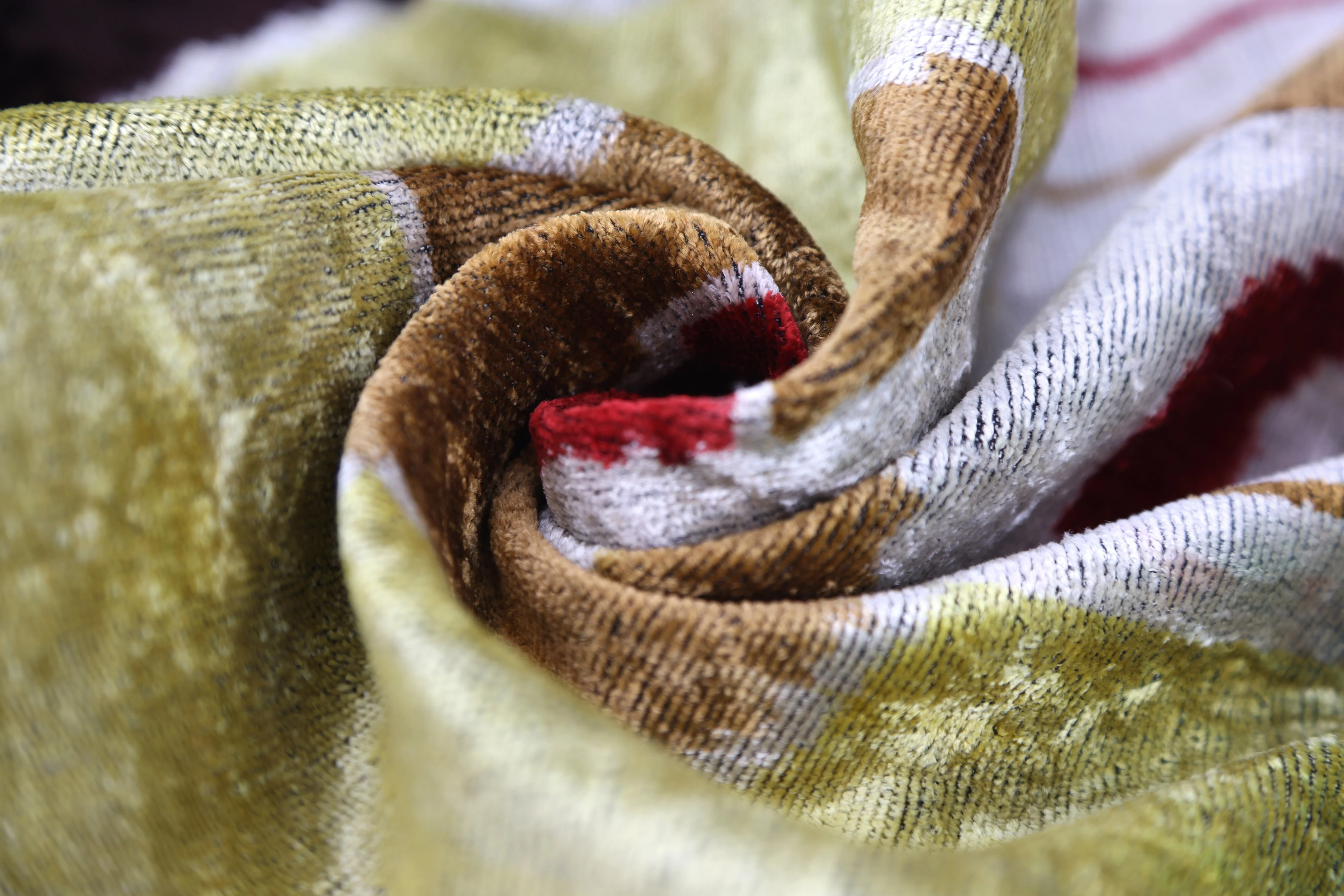 Retro Circle Silk Velvet Pillow 16x24 – Gold, Red & Maroon Luxe - Image 7