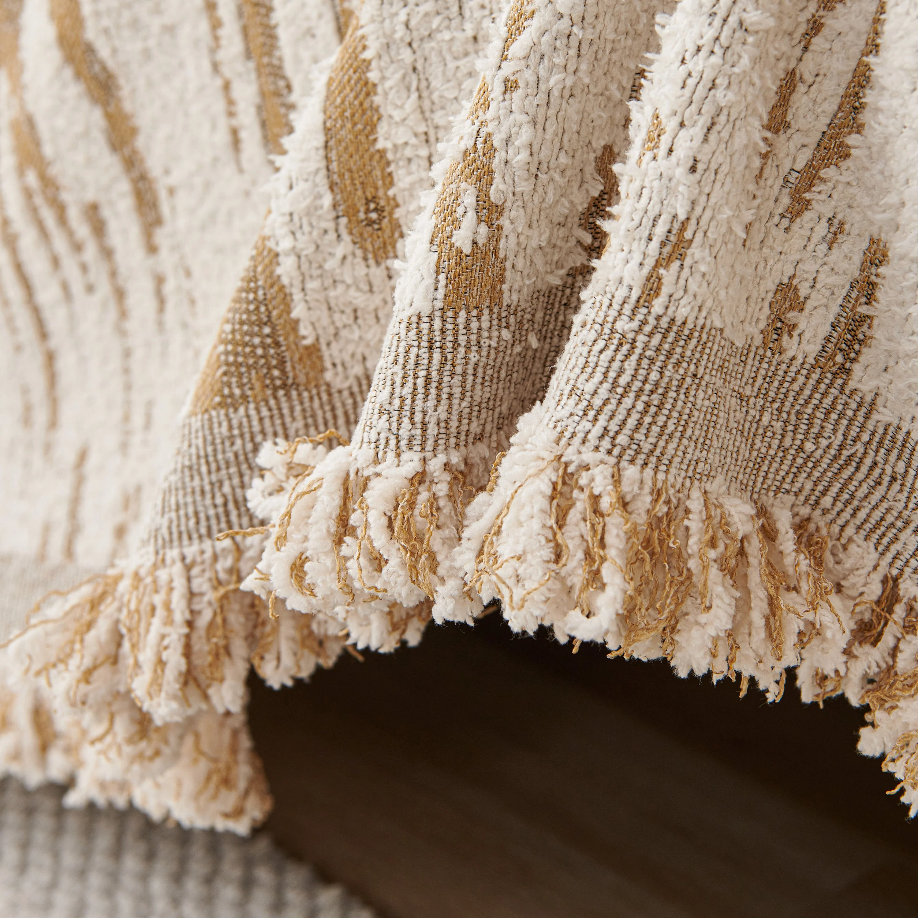 Reversible Sofa Throw Blanket, Couch Cover Sofa Slipcover for Most Shape Sofas - Image 8