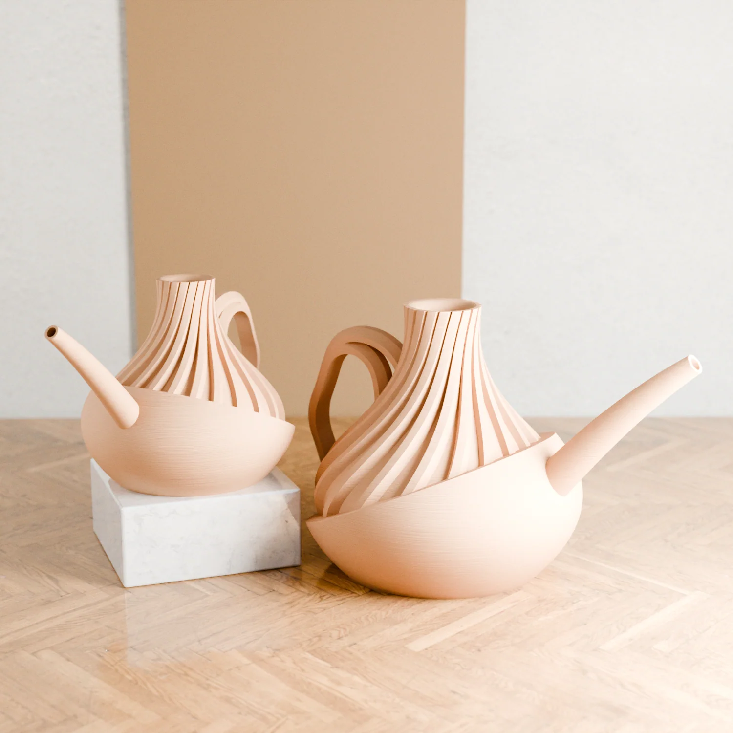 REVOLVE Watering Can - Image 7