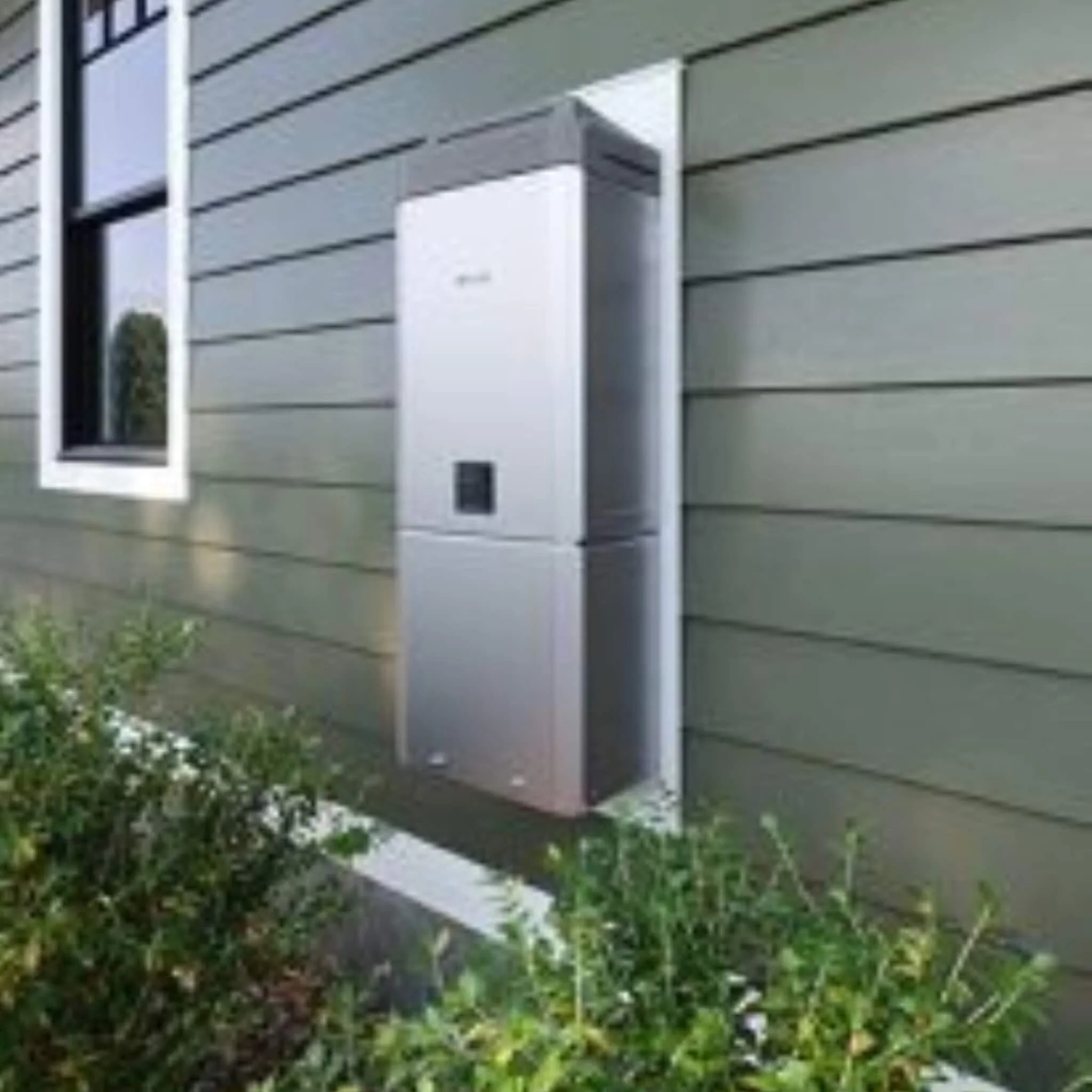 RN 9.0 GPM 160K BTU Condensing Tankless Water Heater With Wi-Fi (SAK63590) - Image 5