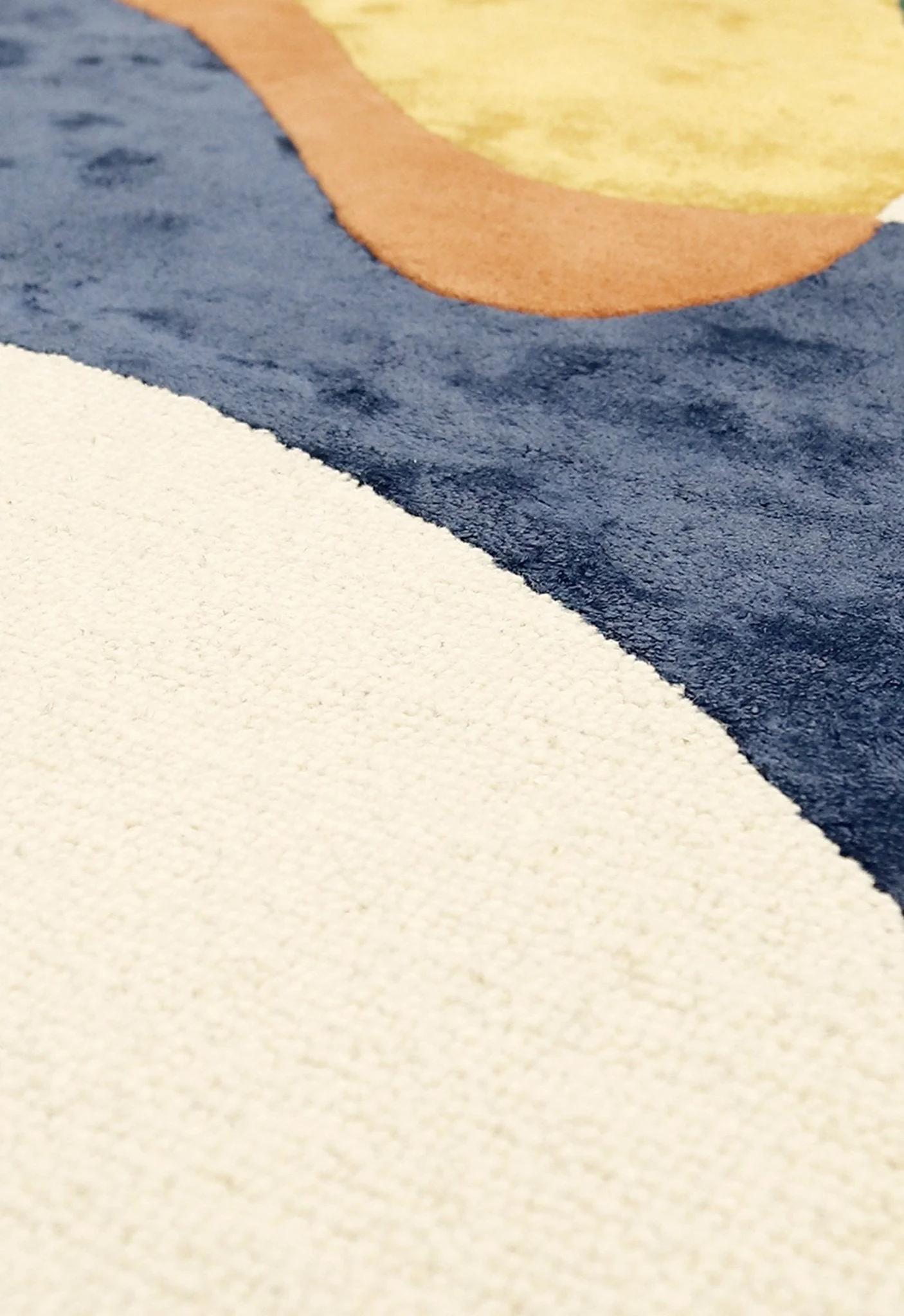 Riverstone Pattern Multicolor Hand Tufted 5x8 Wool Rug - Image 5