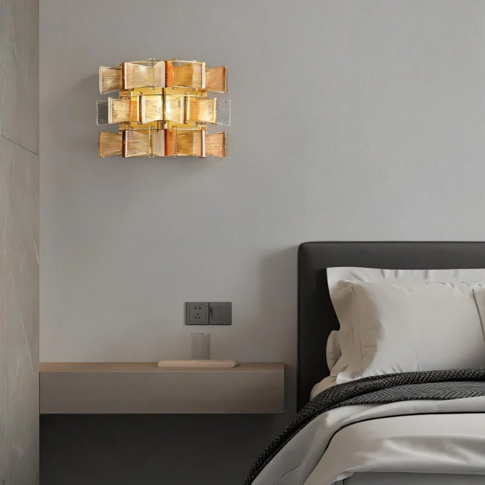 Salane Wall Lamp - Image 4