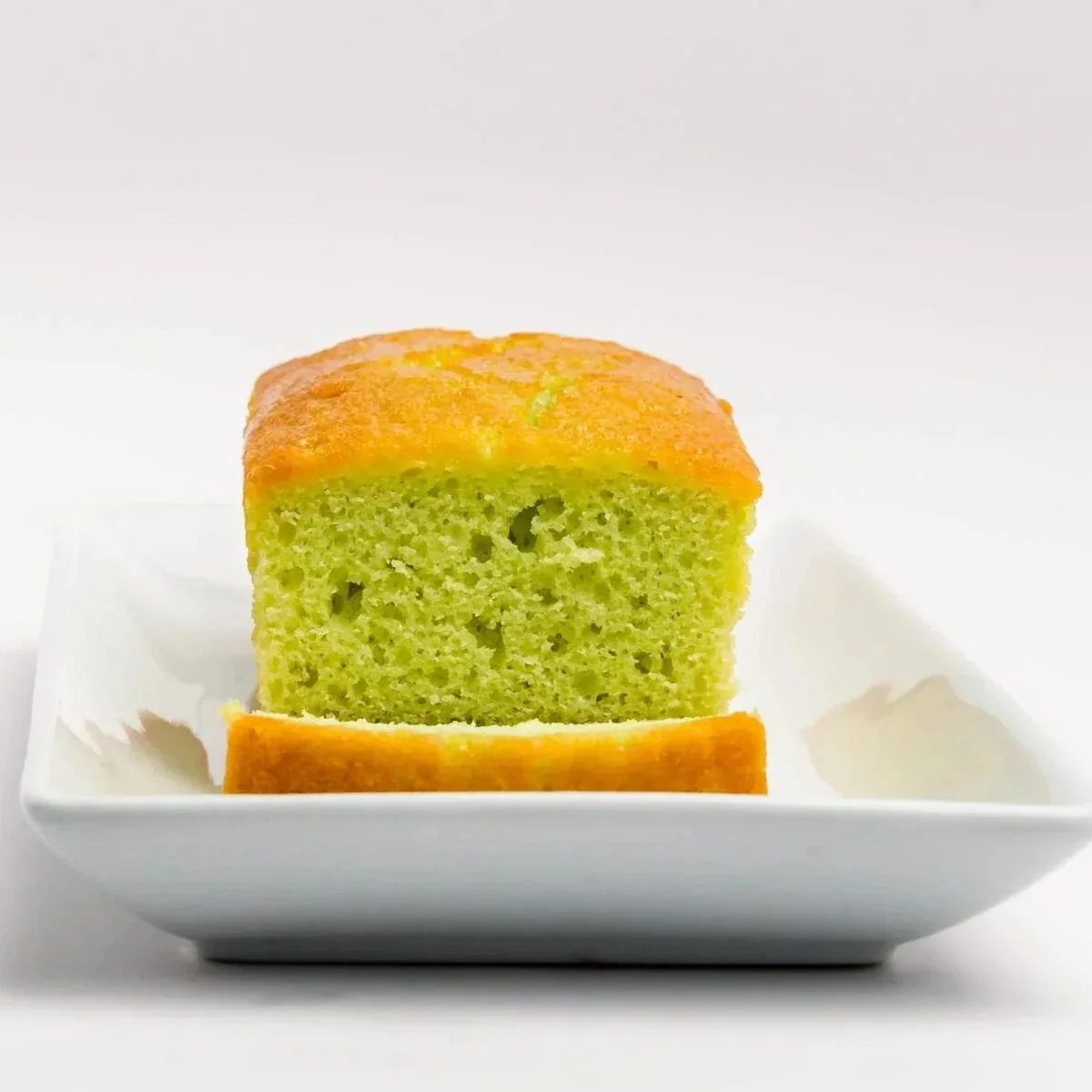 SALE | Key Lime Liqueur Cake Bar | 14 oz | Beatrice Bakery - Image 2